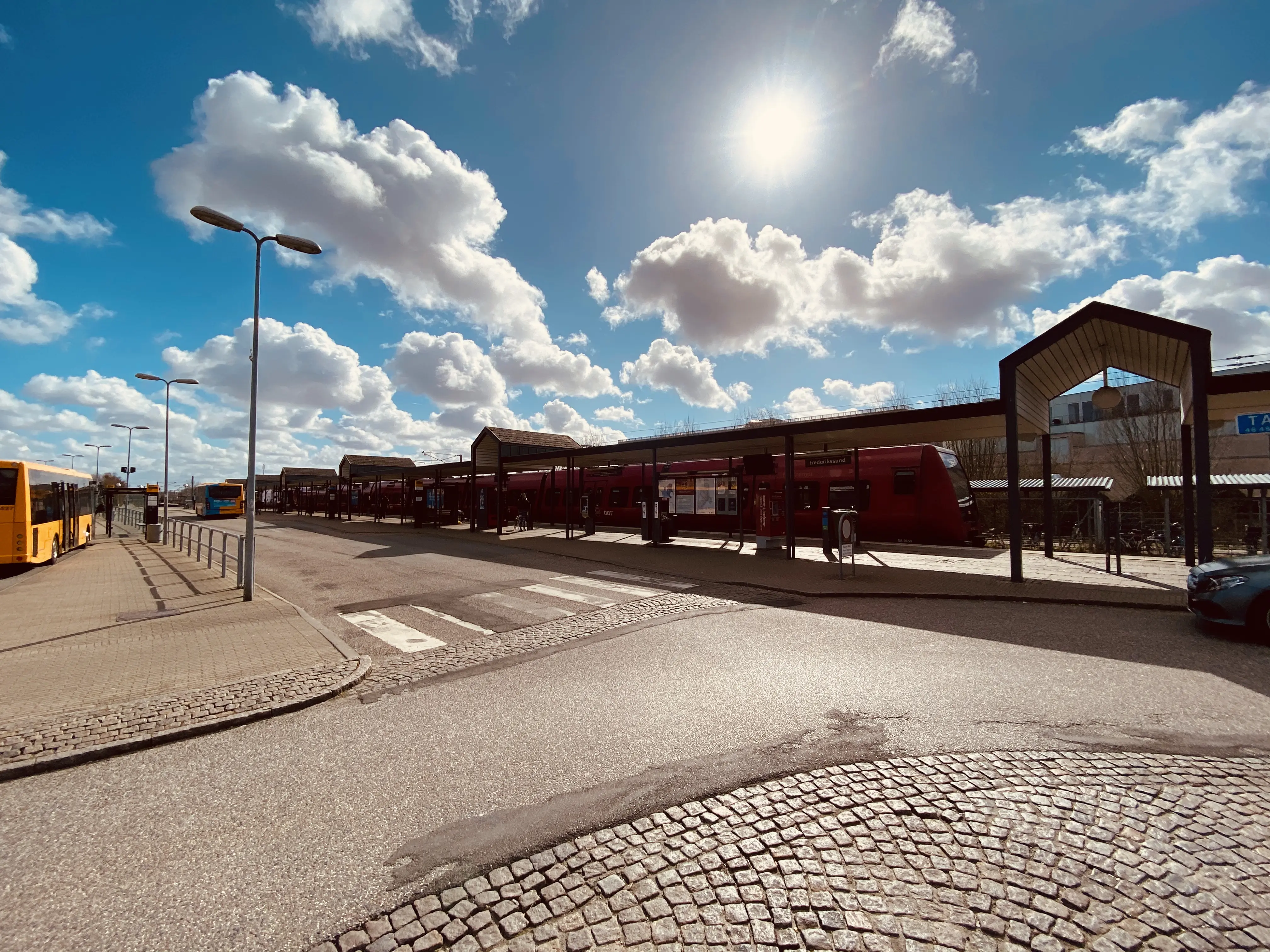 Billede af Frederikssund S-togstrinbræt.