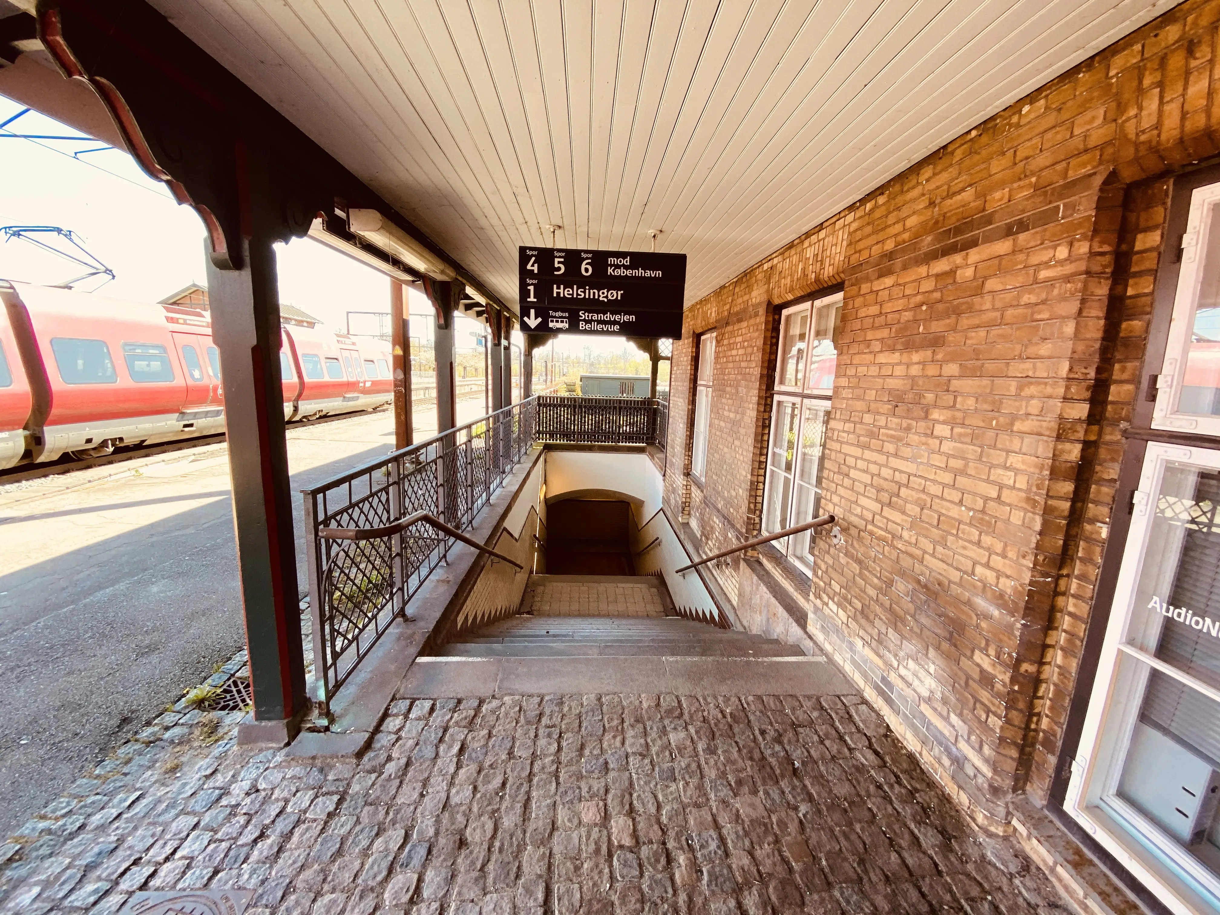 Billede af Klampenborg Station.