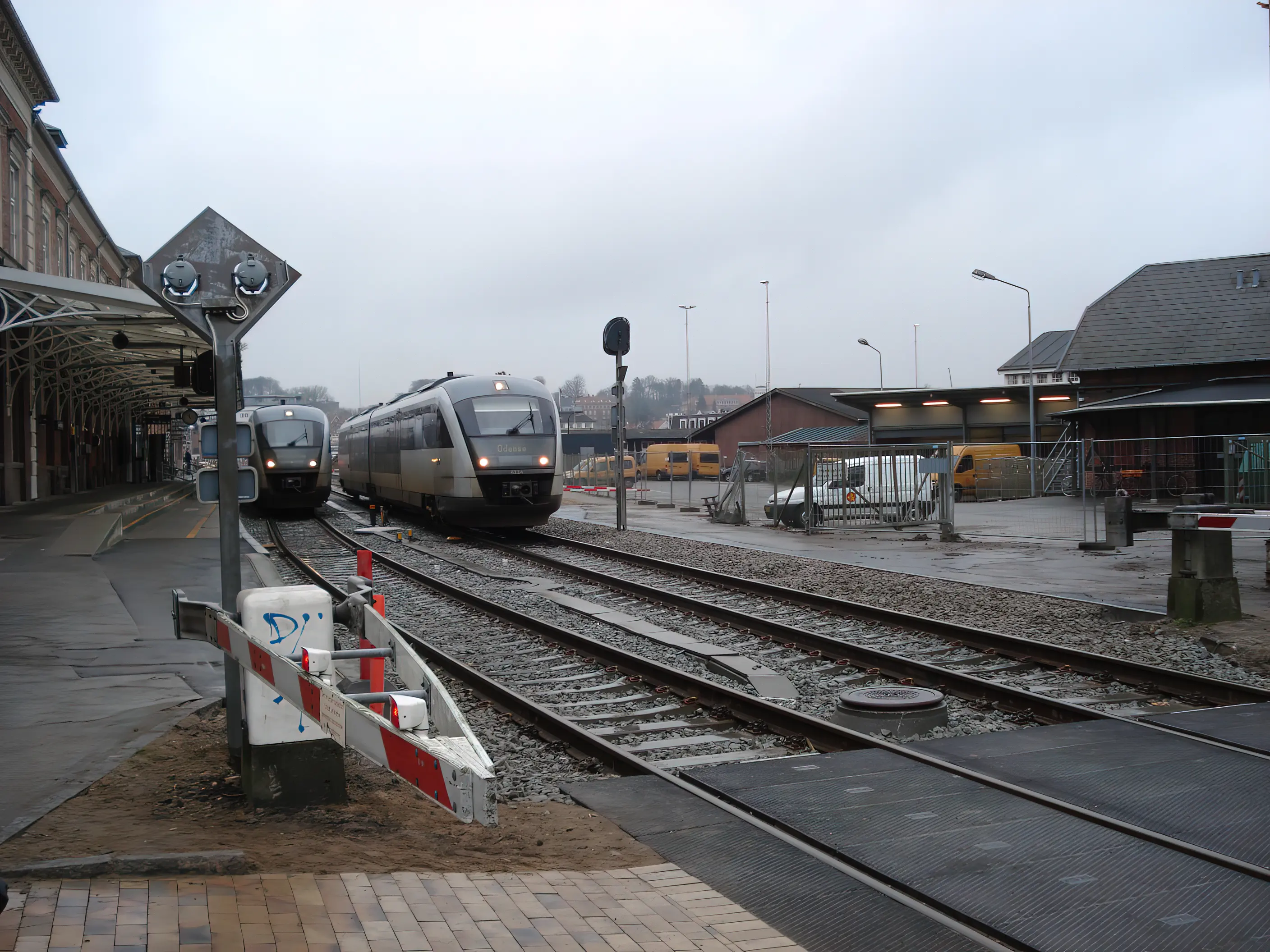 Billede af DSB MQ 4114-4914 fotograferet ud for Svendborg Station.