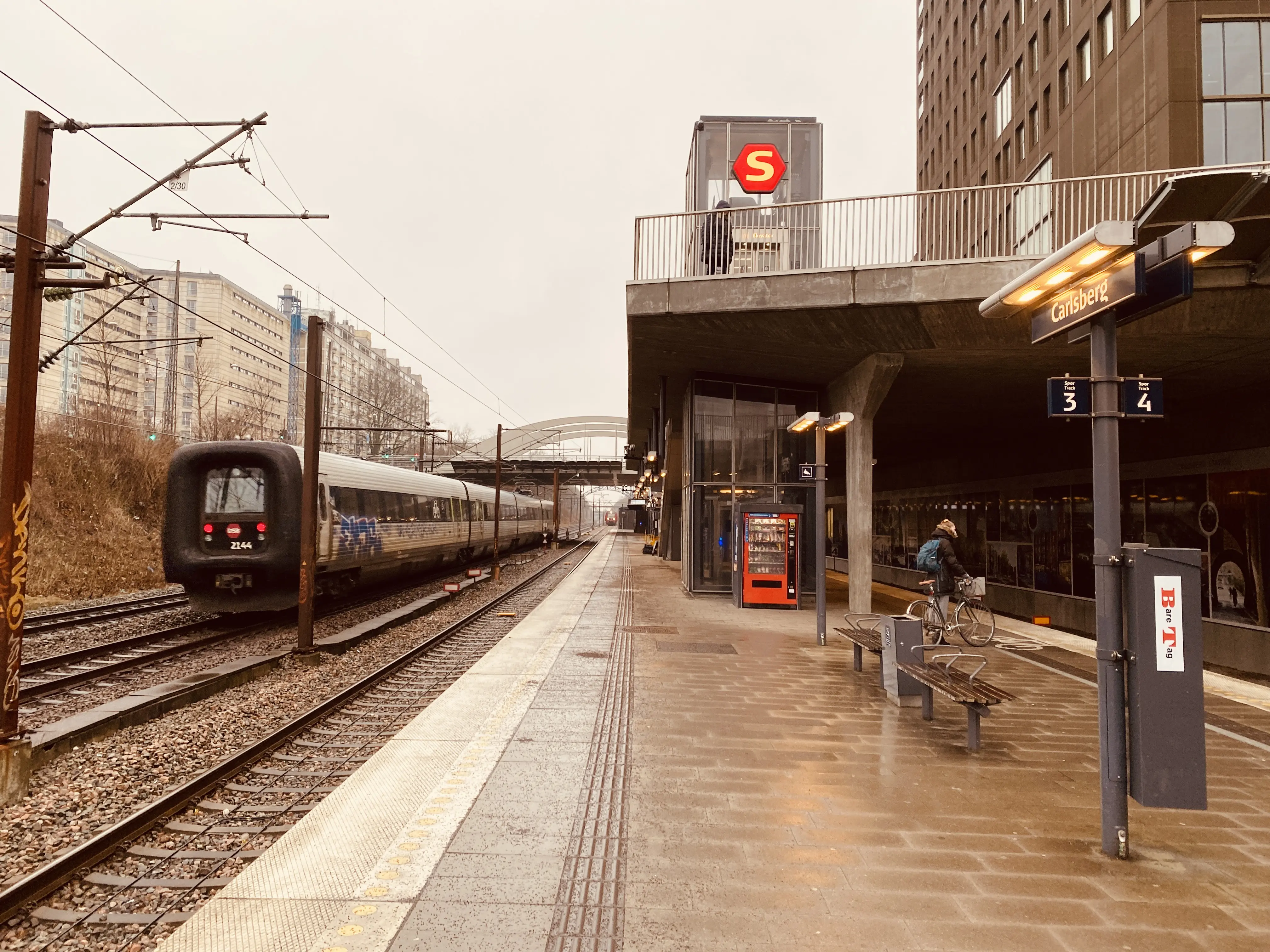Billede af Carlsberg S-togstrinbræt.