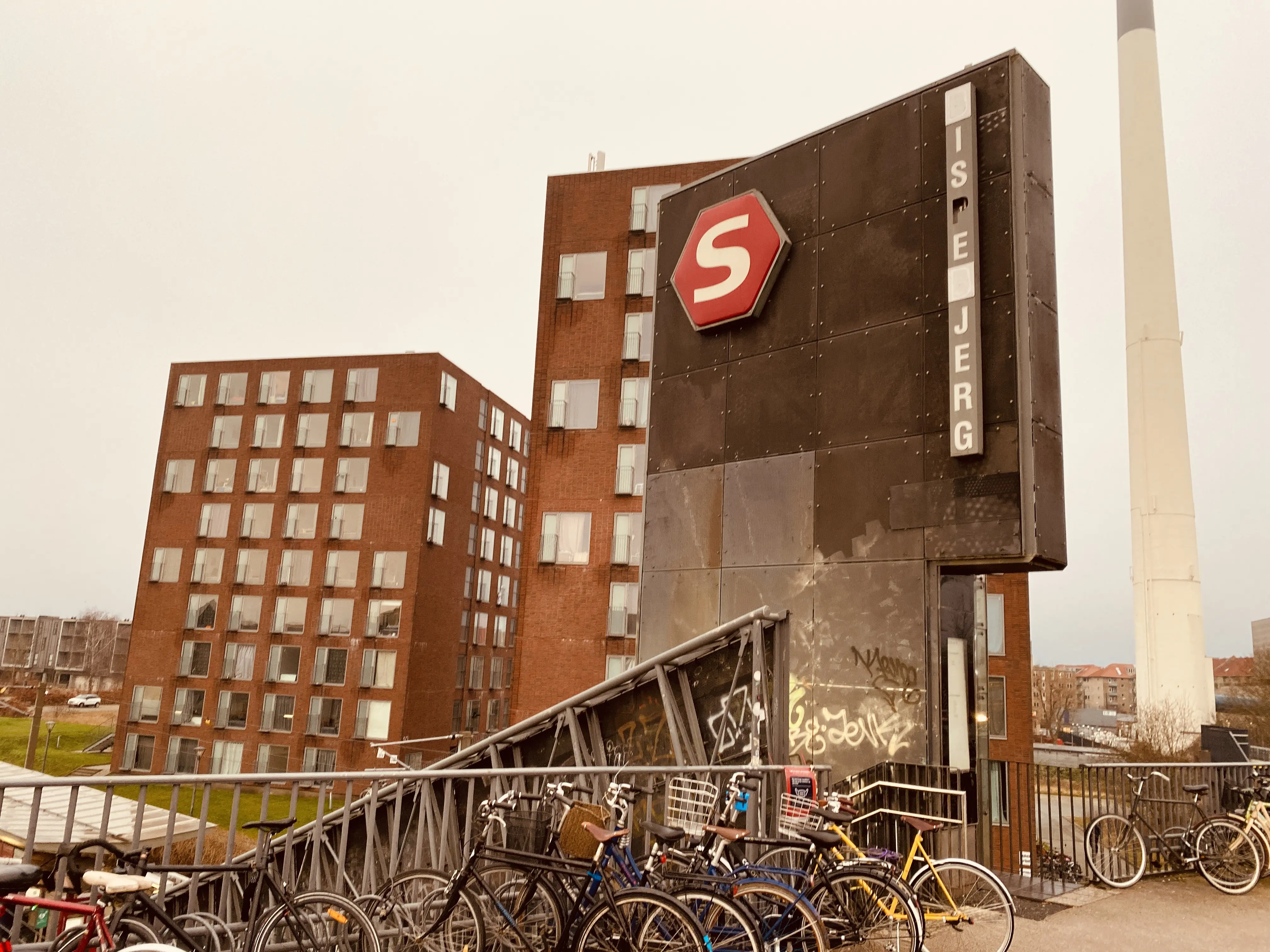 Billede af Bispebjerg S-togstrinbræt.