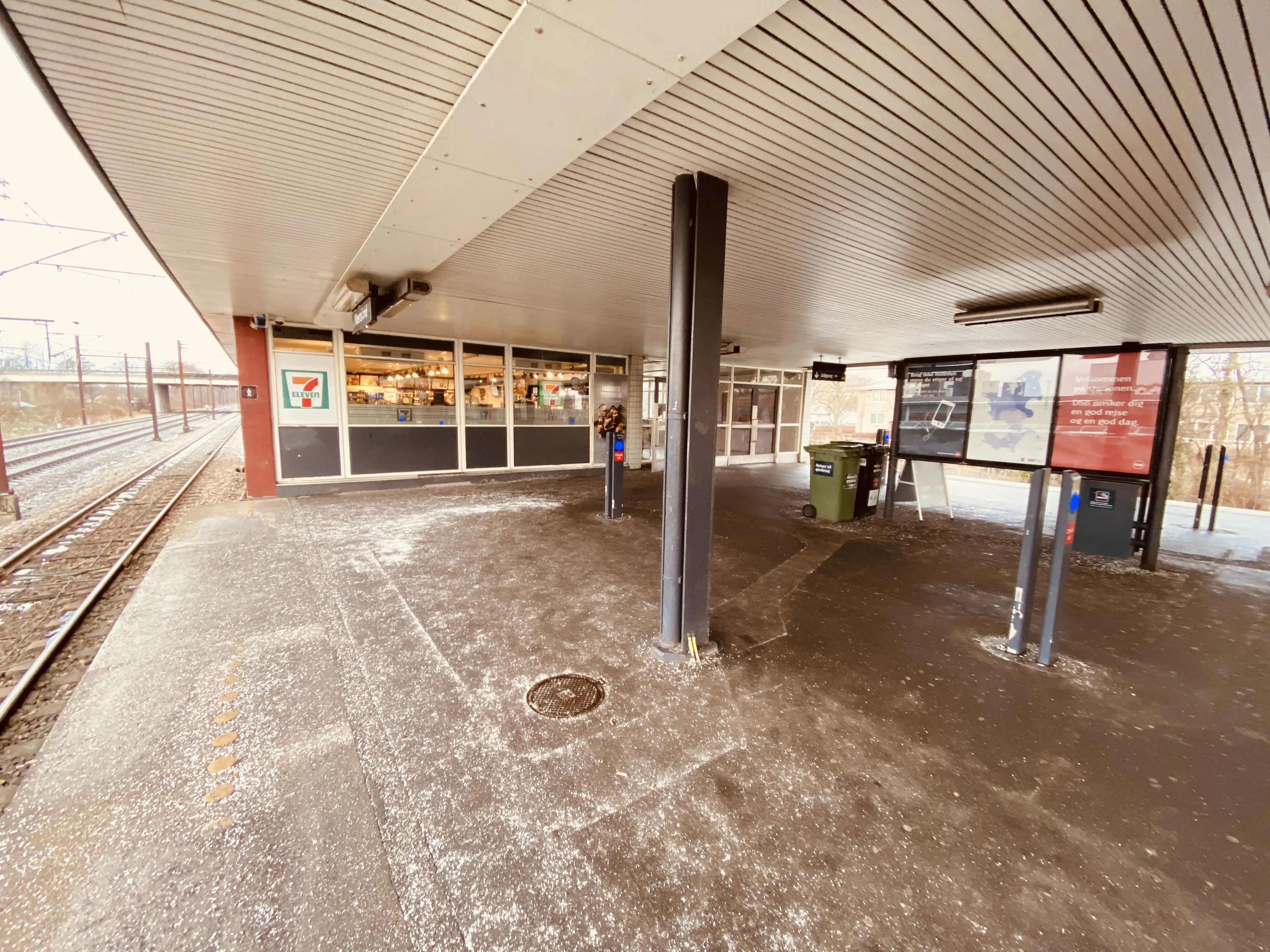 Billede af Albertslund S-togstrinbræt.