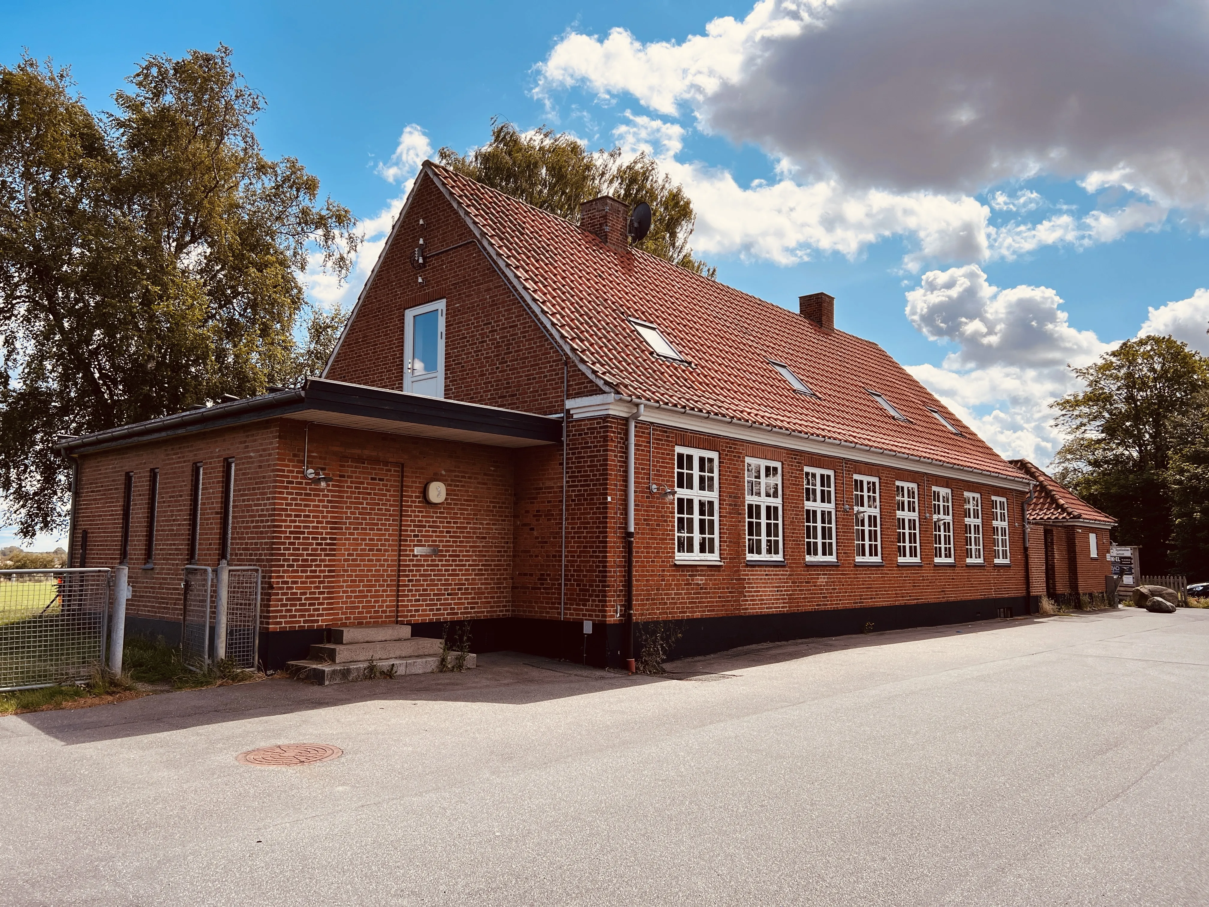 Billede af Kirke Hyllinge Station.