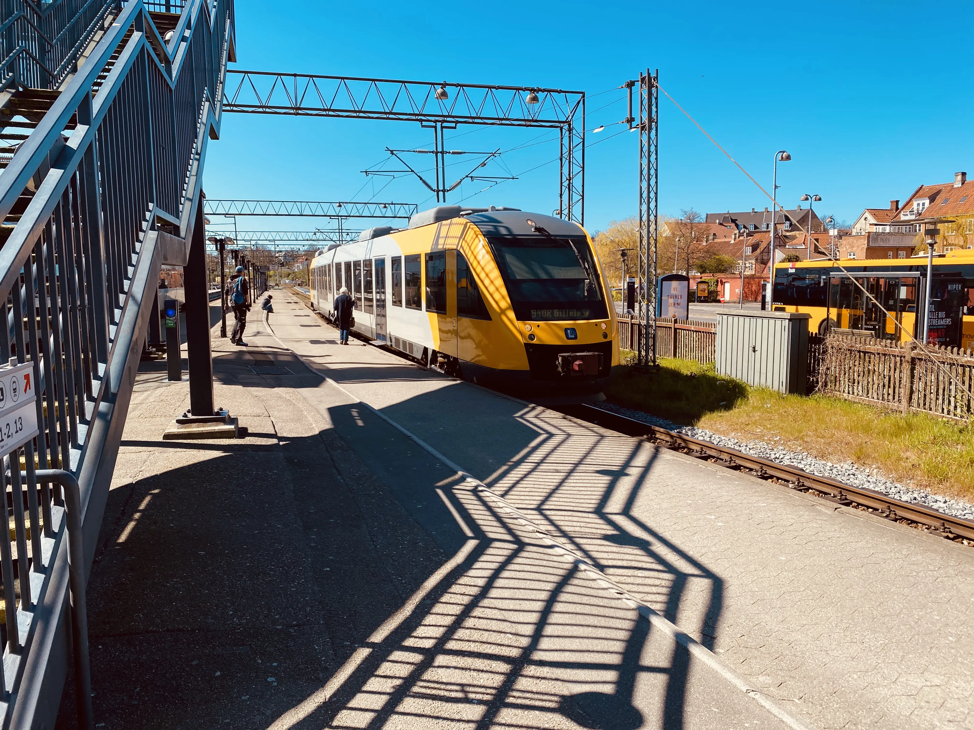 Billede af LT 117-217, tidligere LB 117-217 fotograferet ud for Helsingør Banegård.