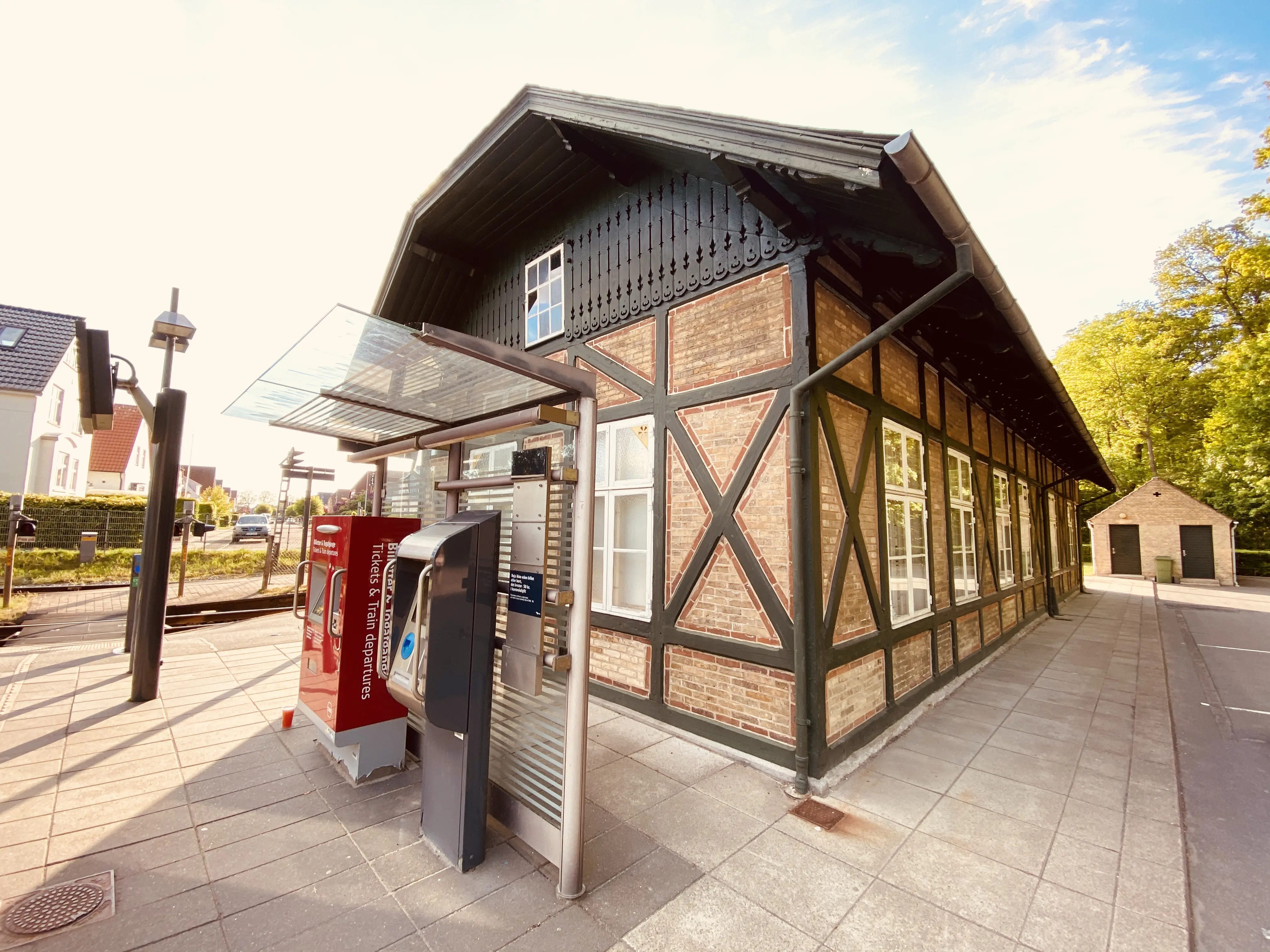 Fruens Bøge Station.