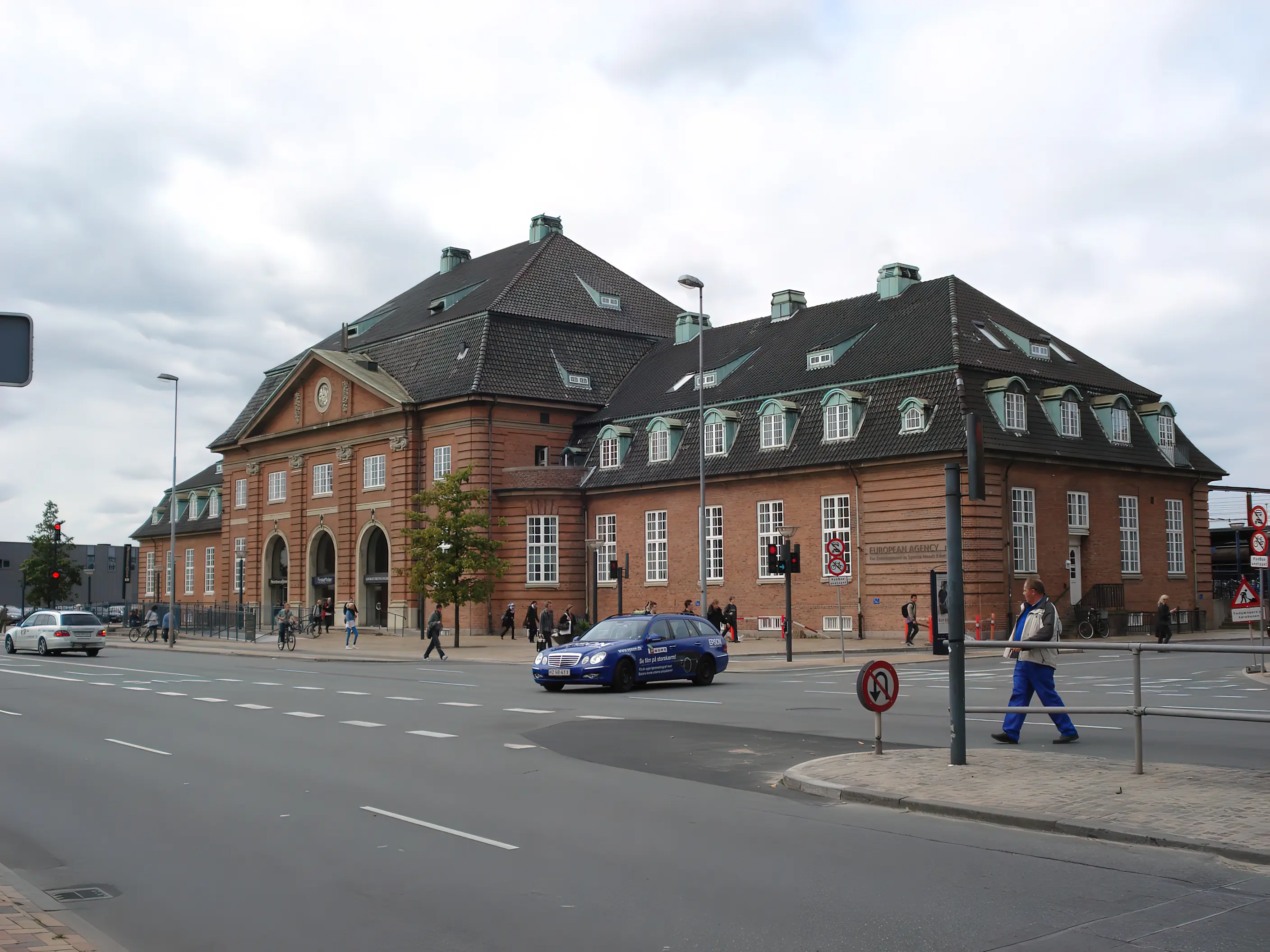 Odense (1914-1995) Banegård.