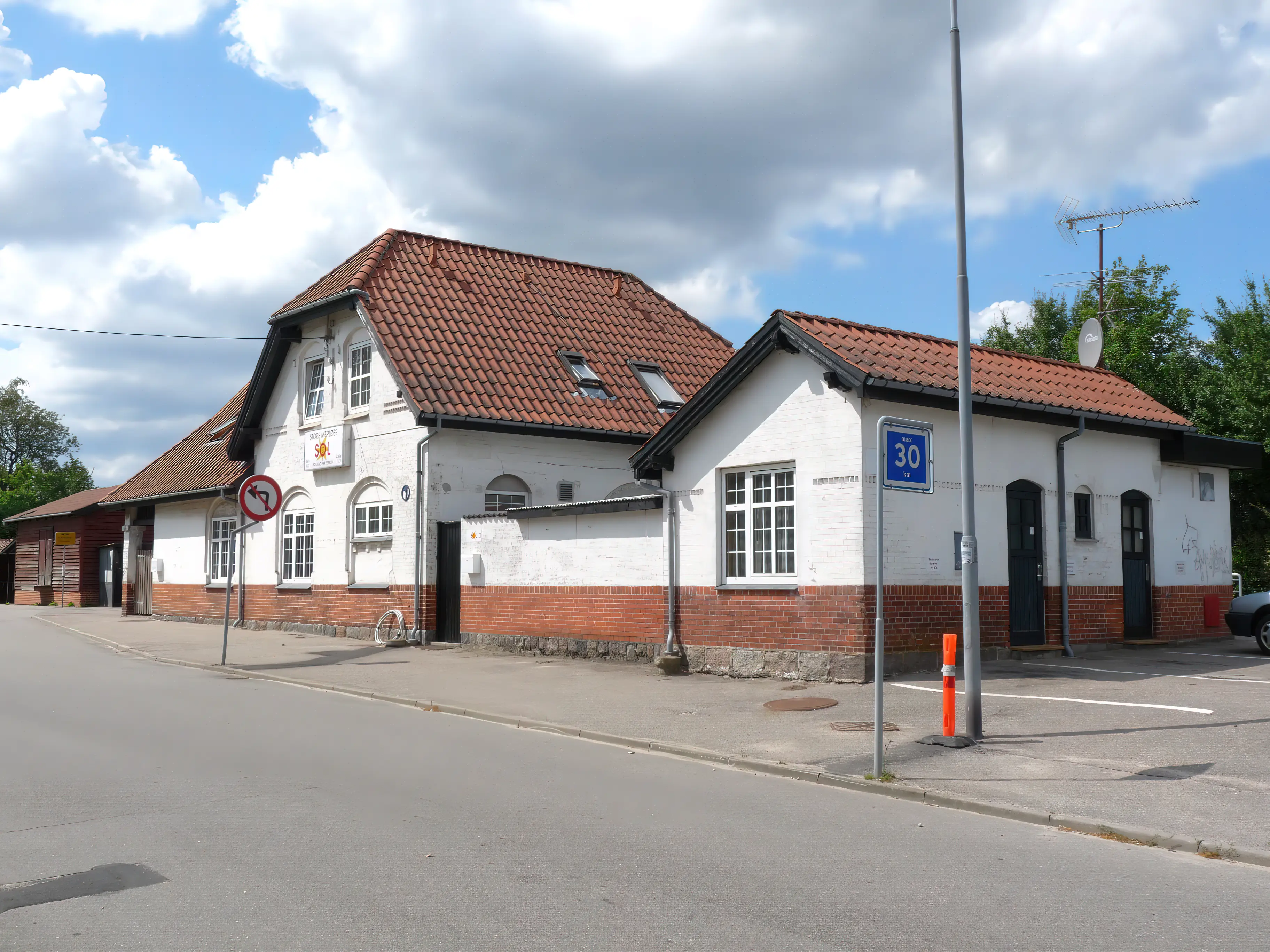 Billede af Store Merløse Station.