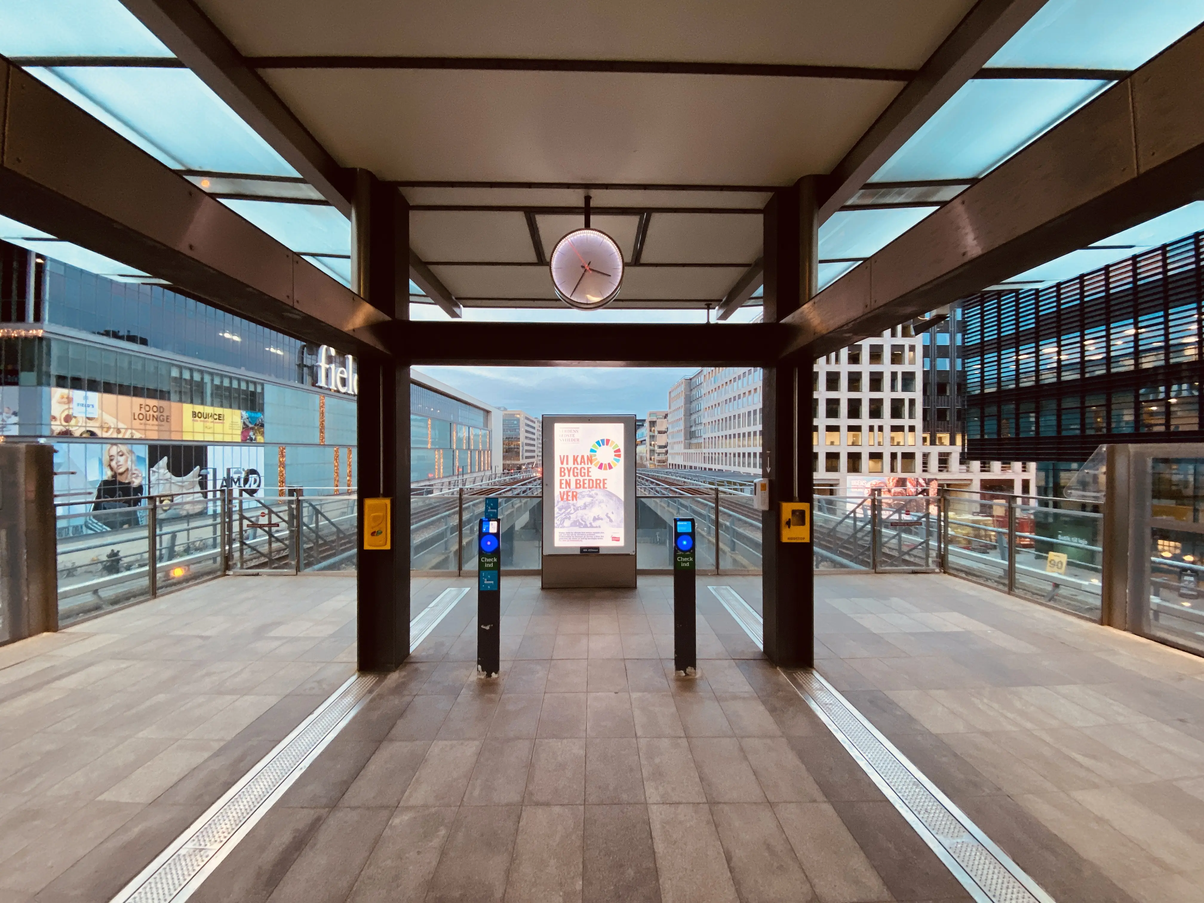 Billede af Ørestad Metrostation.