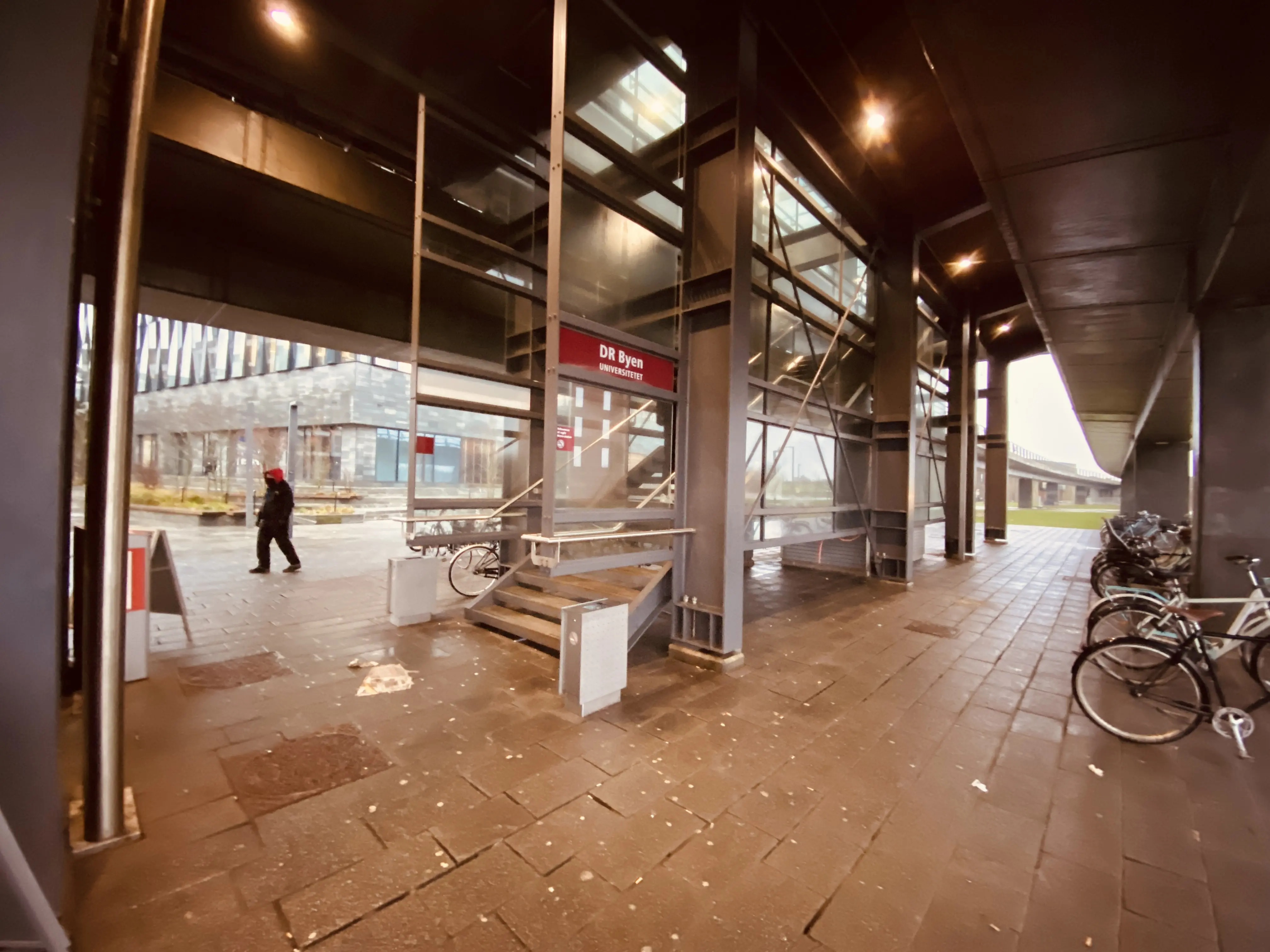 Billede af DR Byen Metrostation.