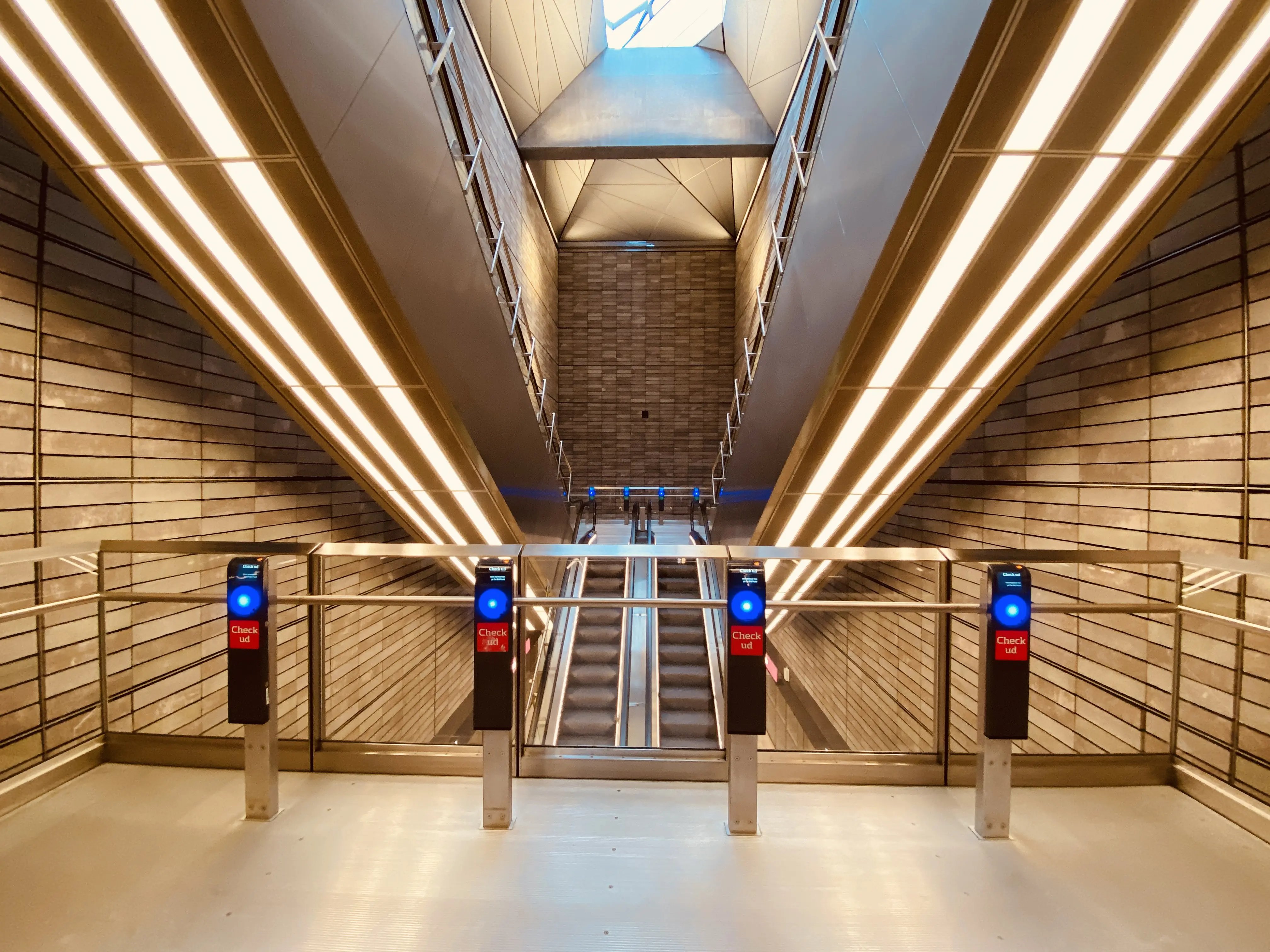 Billede af Nuuks Plads Metrostation.