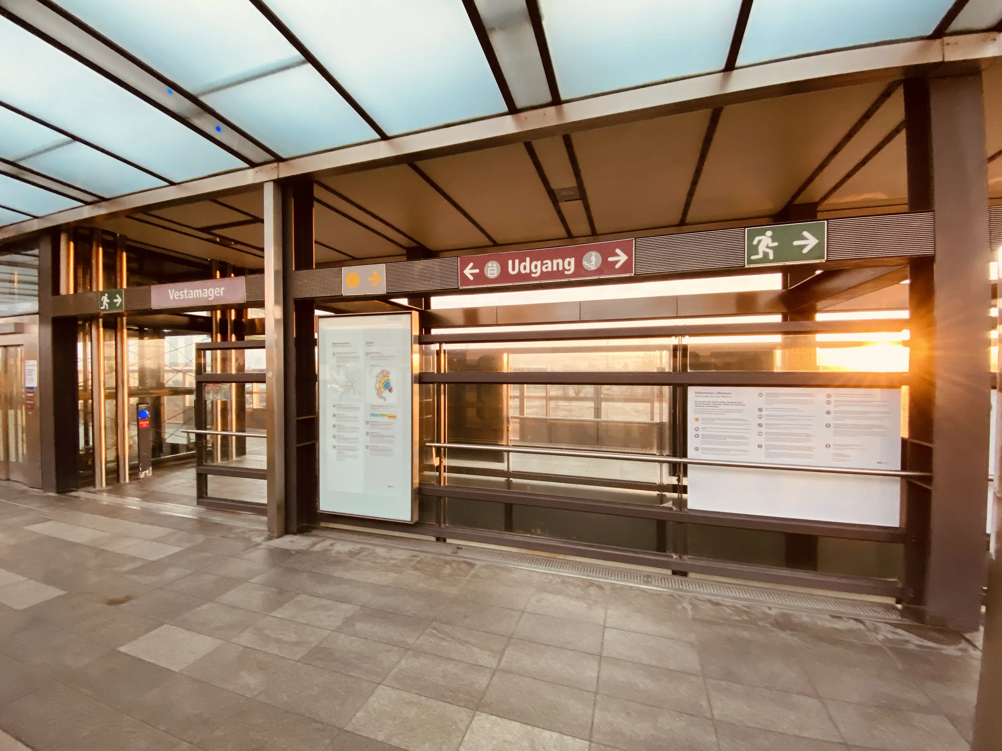 Billede af Vestamager Metrostation.