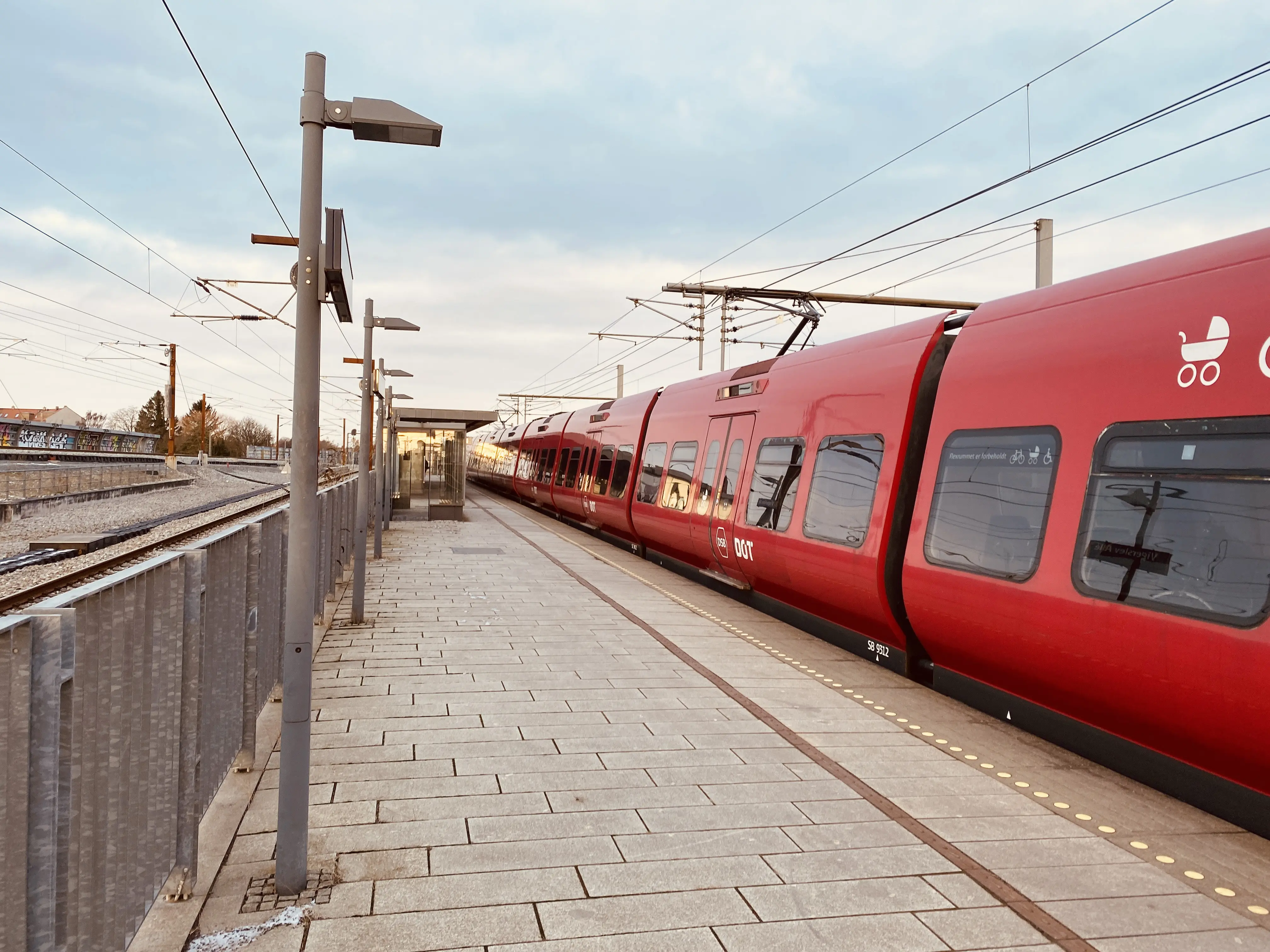 Billede af Vigerslev Allé S-togstrinbræt.