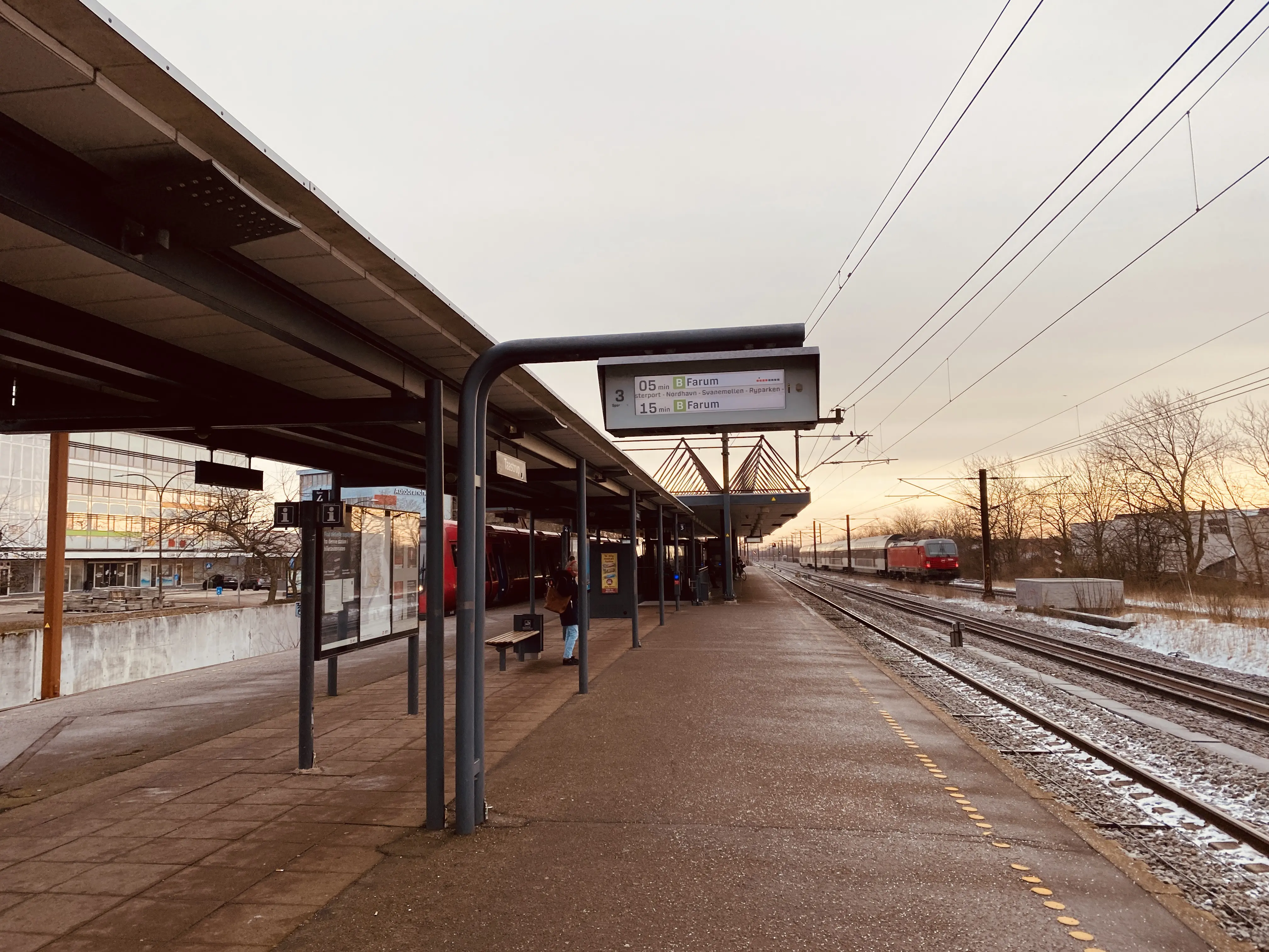 Billede af Taastrup S-togstrinbræt.