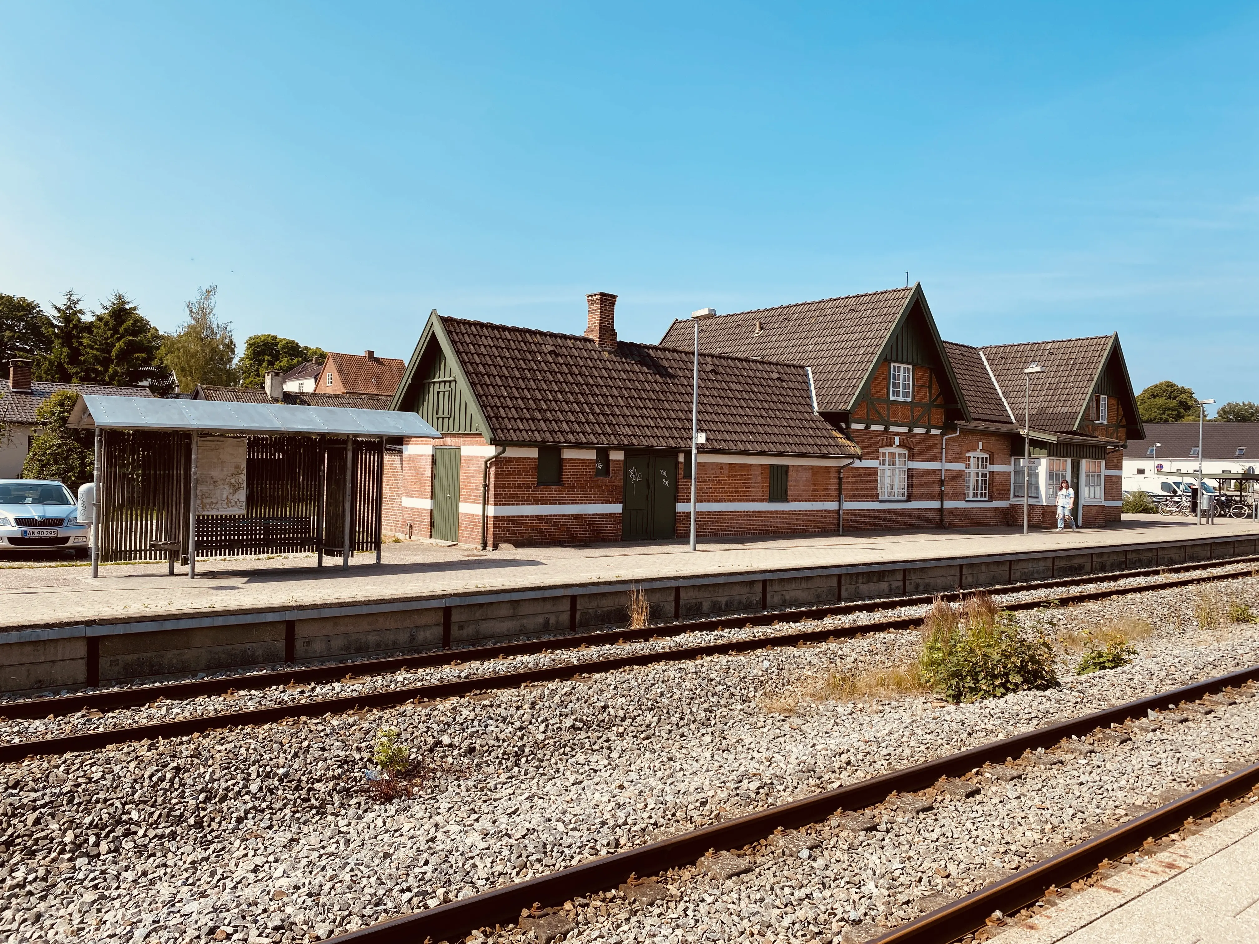 Billede af Ølsted Station set fra sporsiden.
