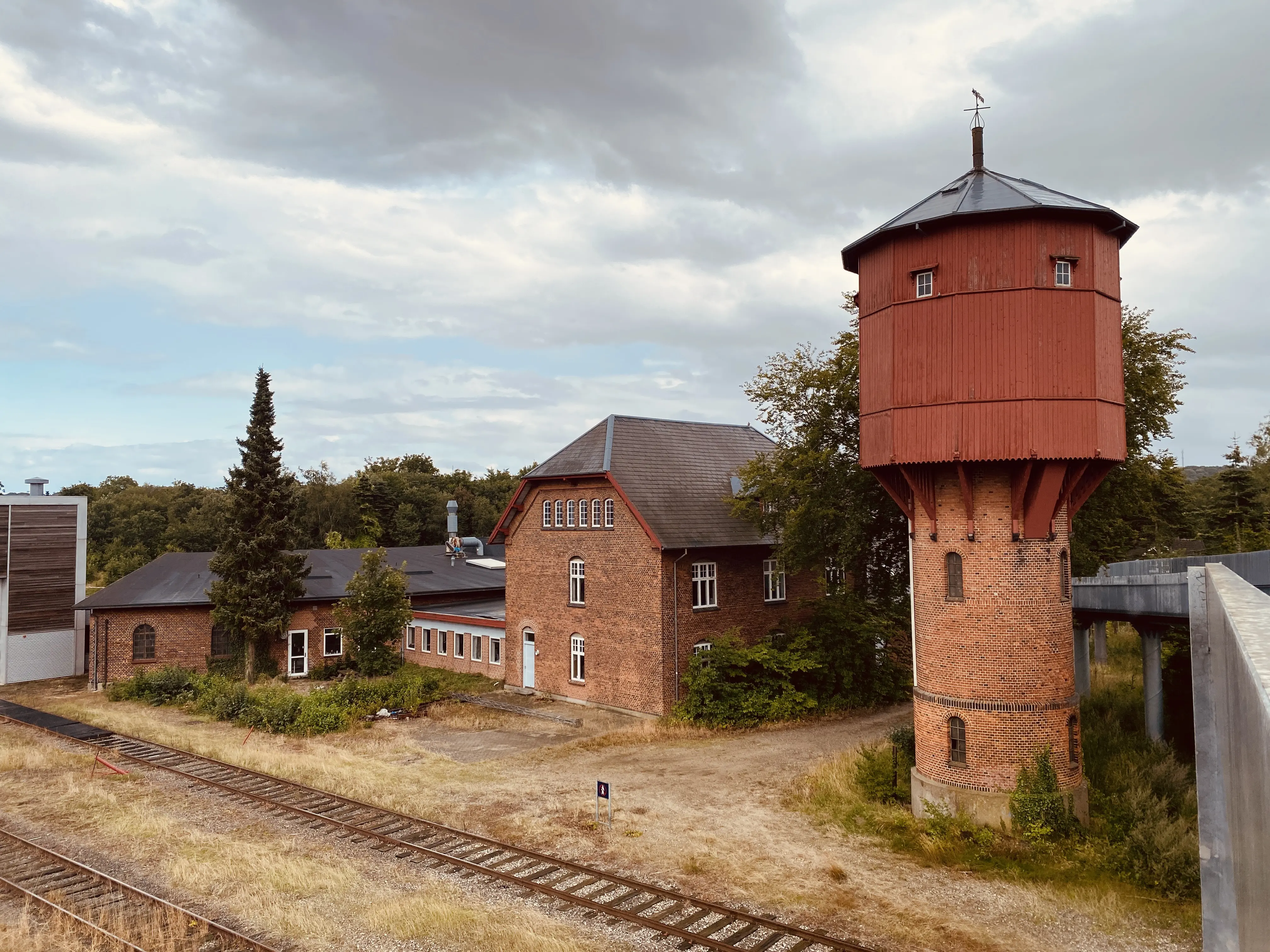 Billede af Langå Stations vandtårn.