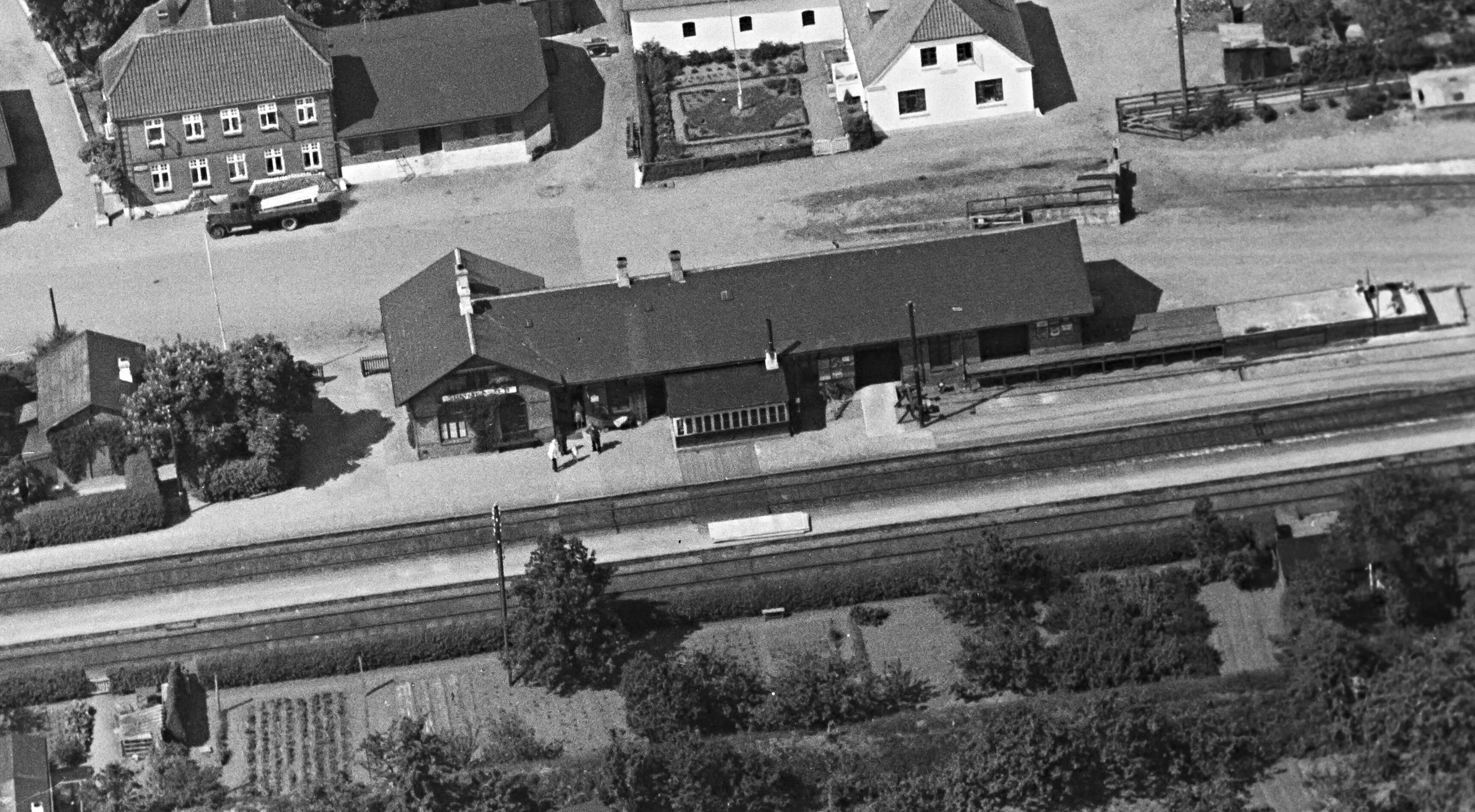 Billede af Sommersted Station før nedsættelsen til Trinbræt i 1971.