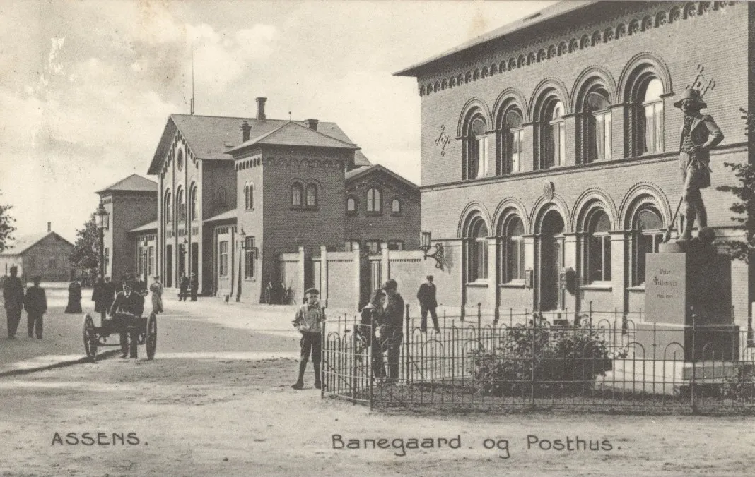 Postkort af Assens Station.