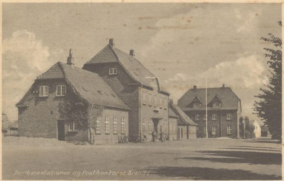 Postkort af Brande Station.