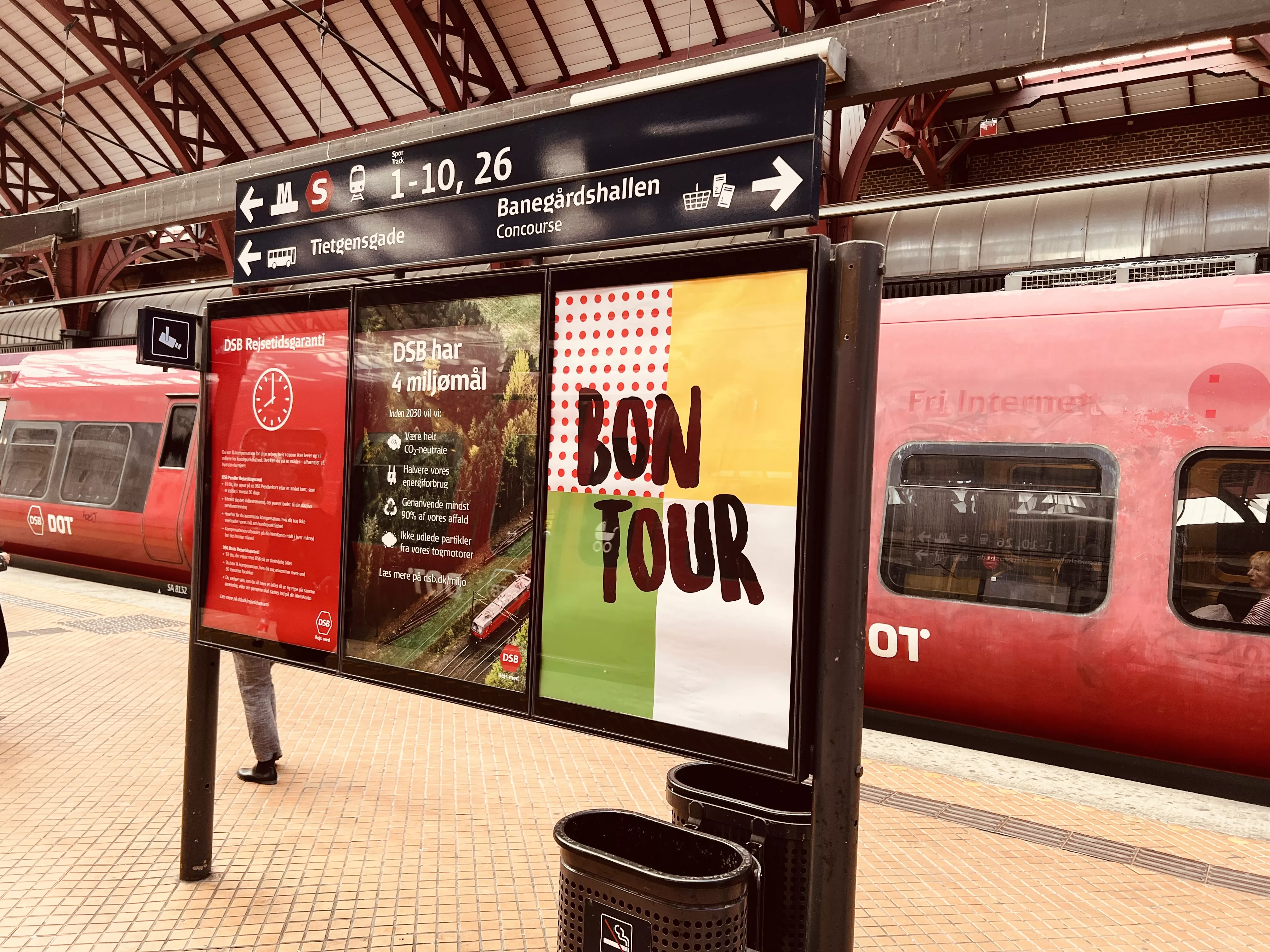 Billede af København Hovedbanegård, som er klar til Tour De France.