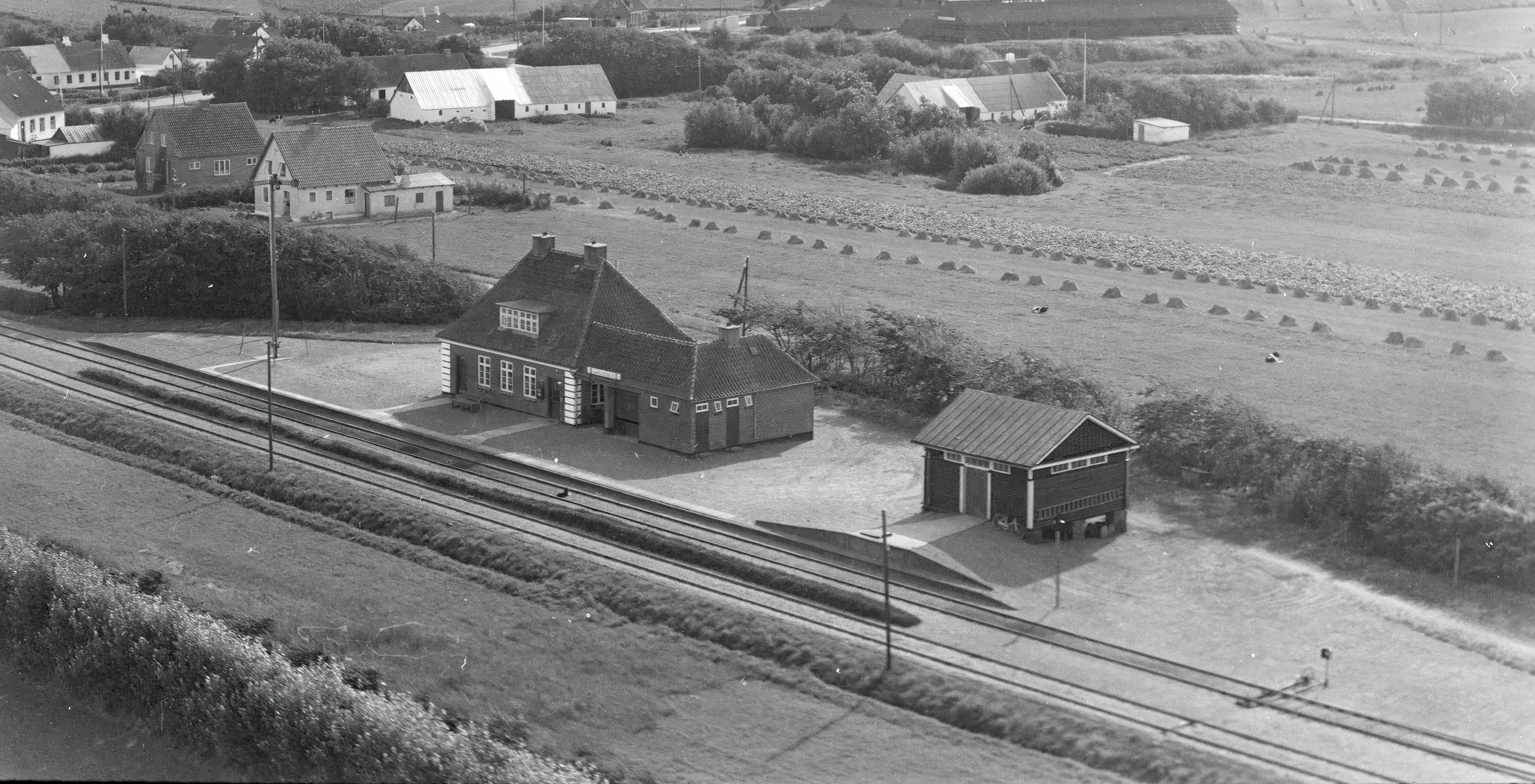 Billede af Gjølstrup Station.