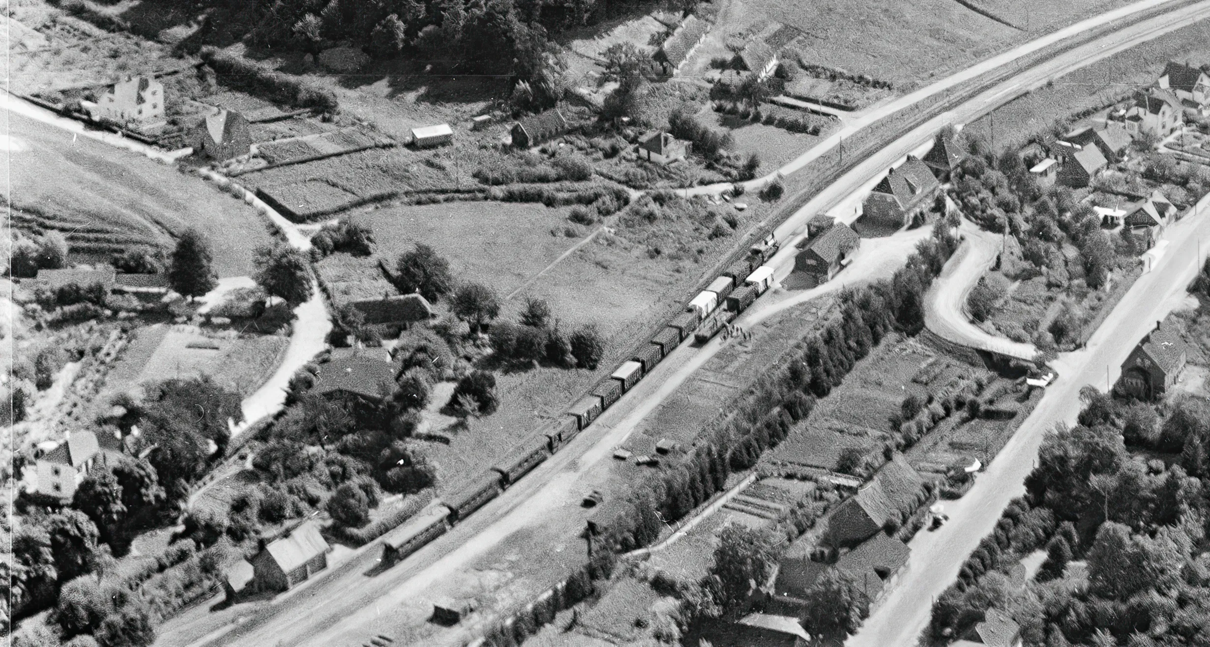 Billede af Grejsdal Station øverst til højre.
