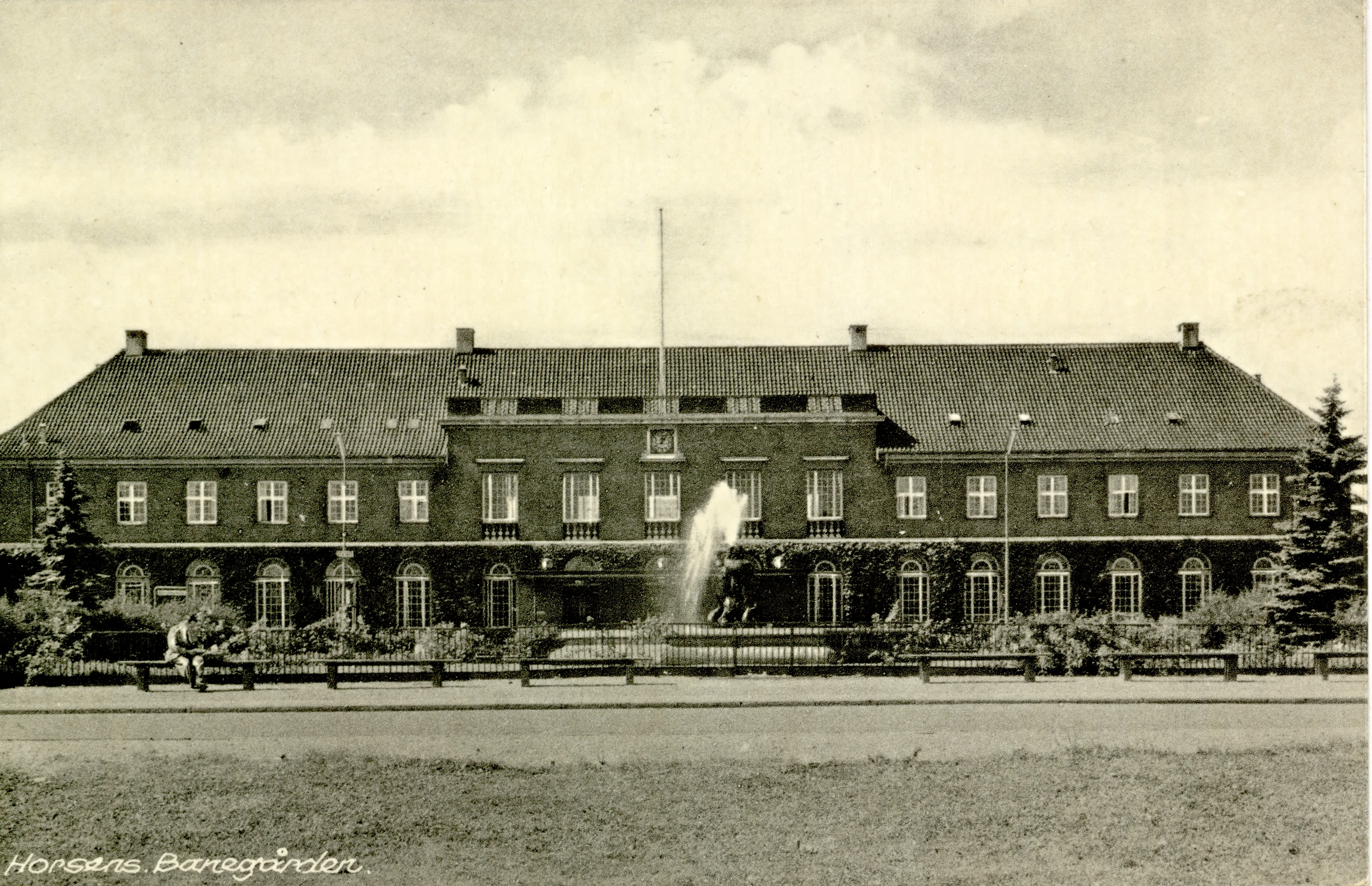 Postkort med Horsens Station.