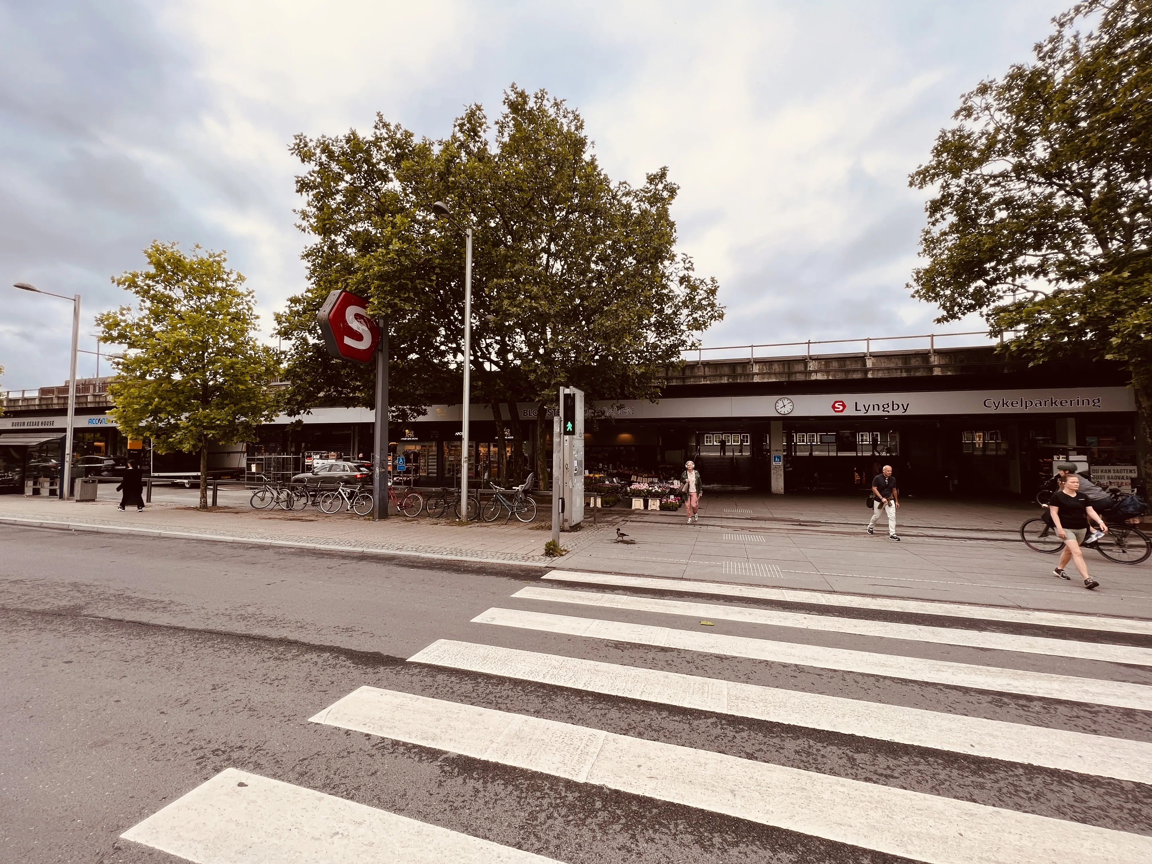 Billede af Lyngby Station.