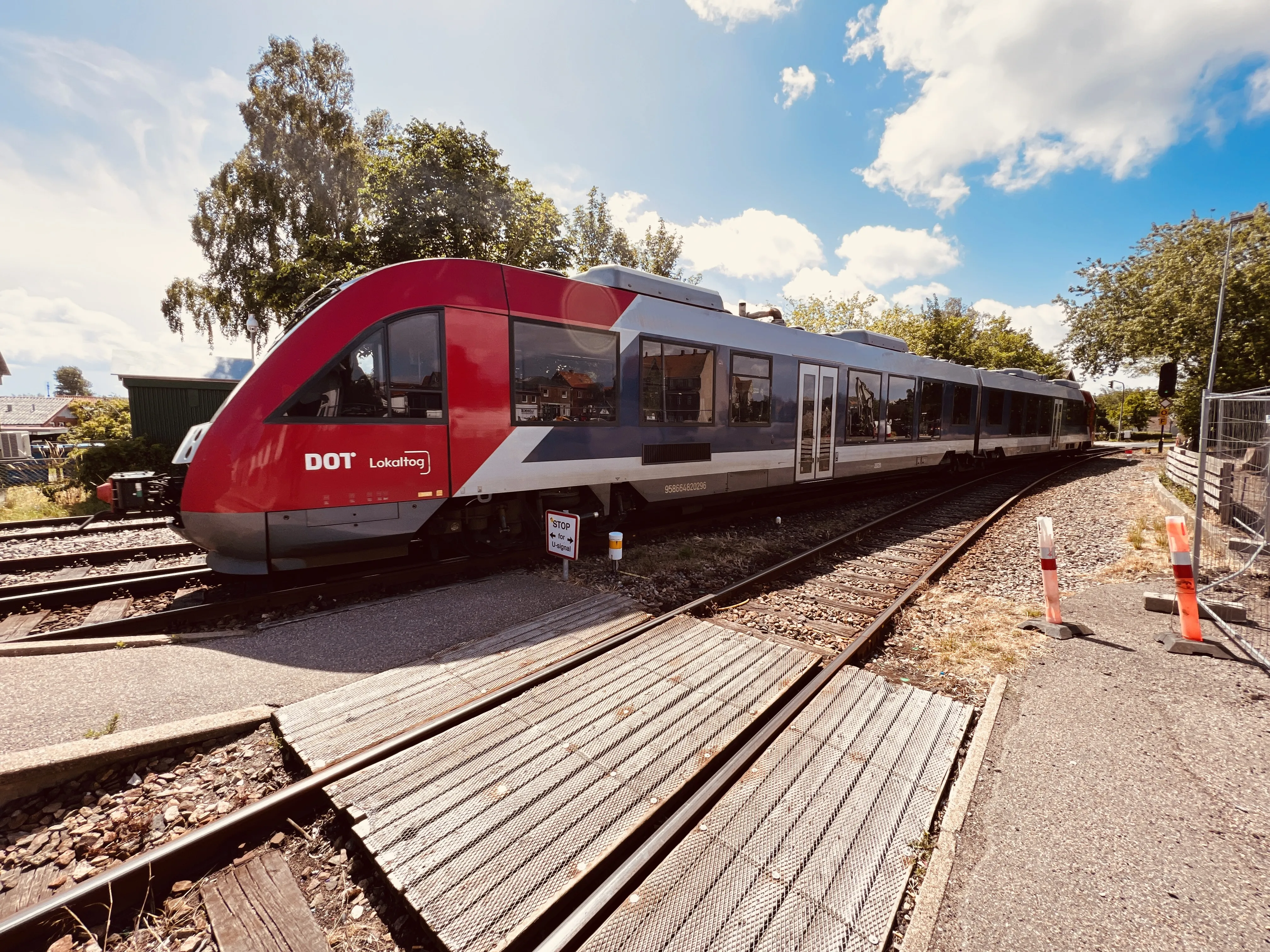 Billede af LT 2029-2129, tidligere VL 2029-2129 fotograferet ud for Nykøbing Sjælland Station.