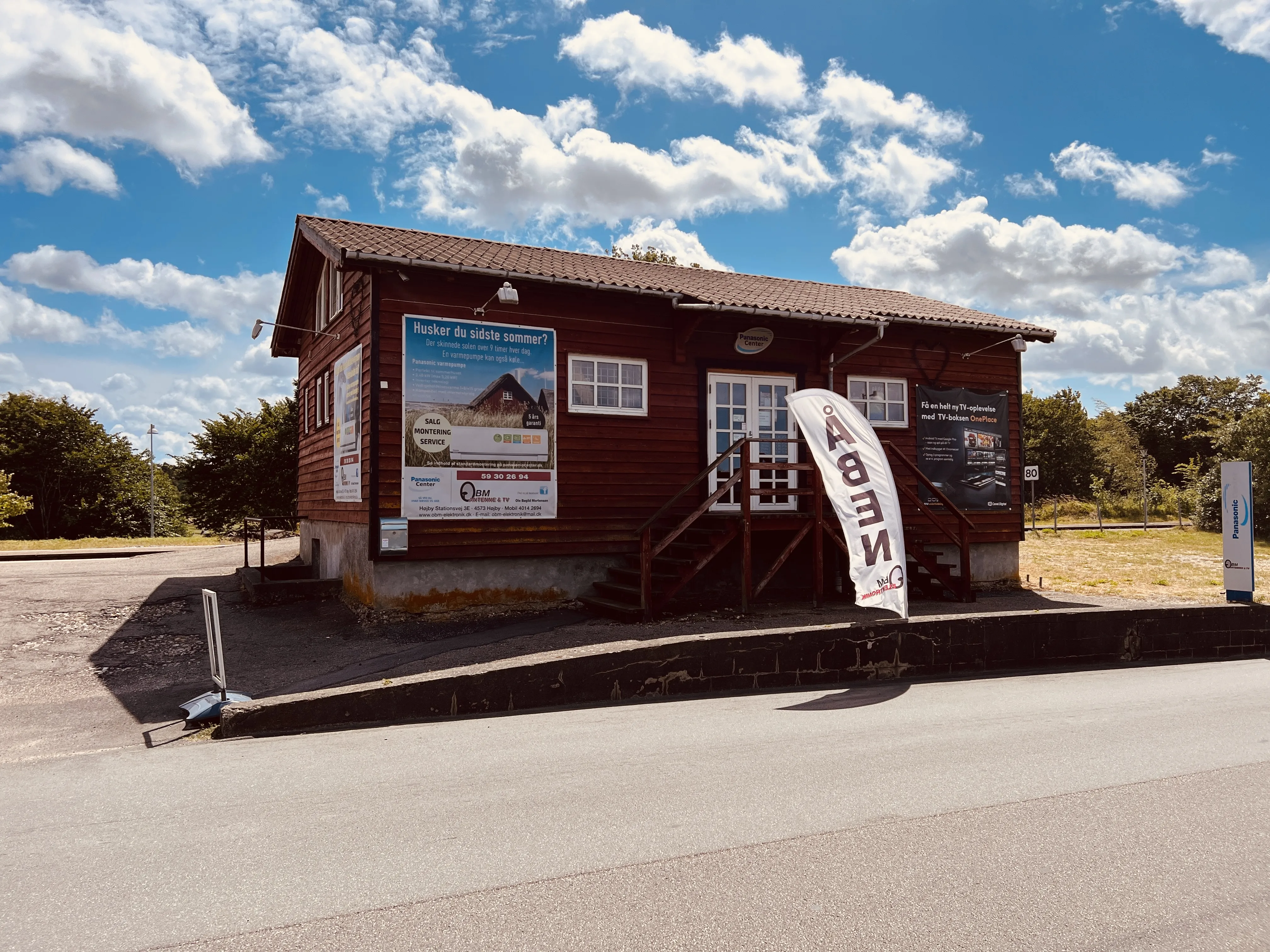 Billede af Højby (Sjælland) Stations varehus.