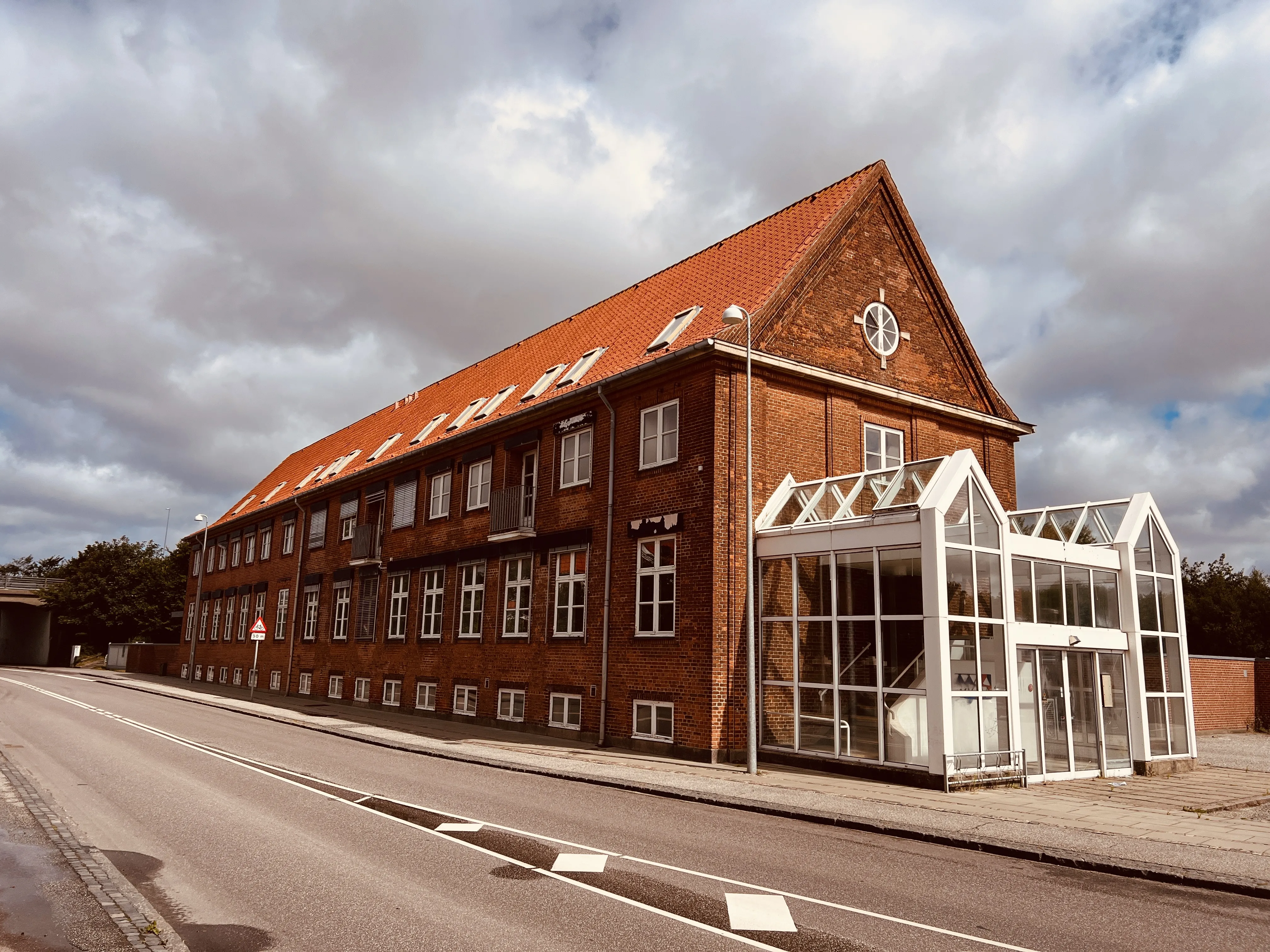 Billede af det gamle posthus ved Ringkøbing Station.