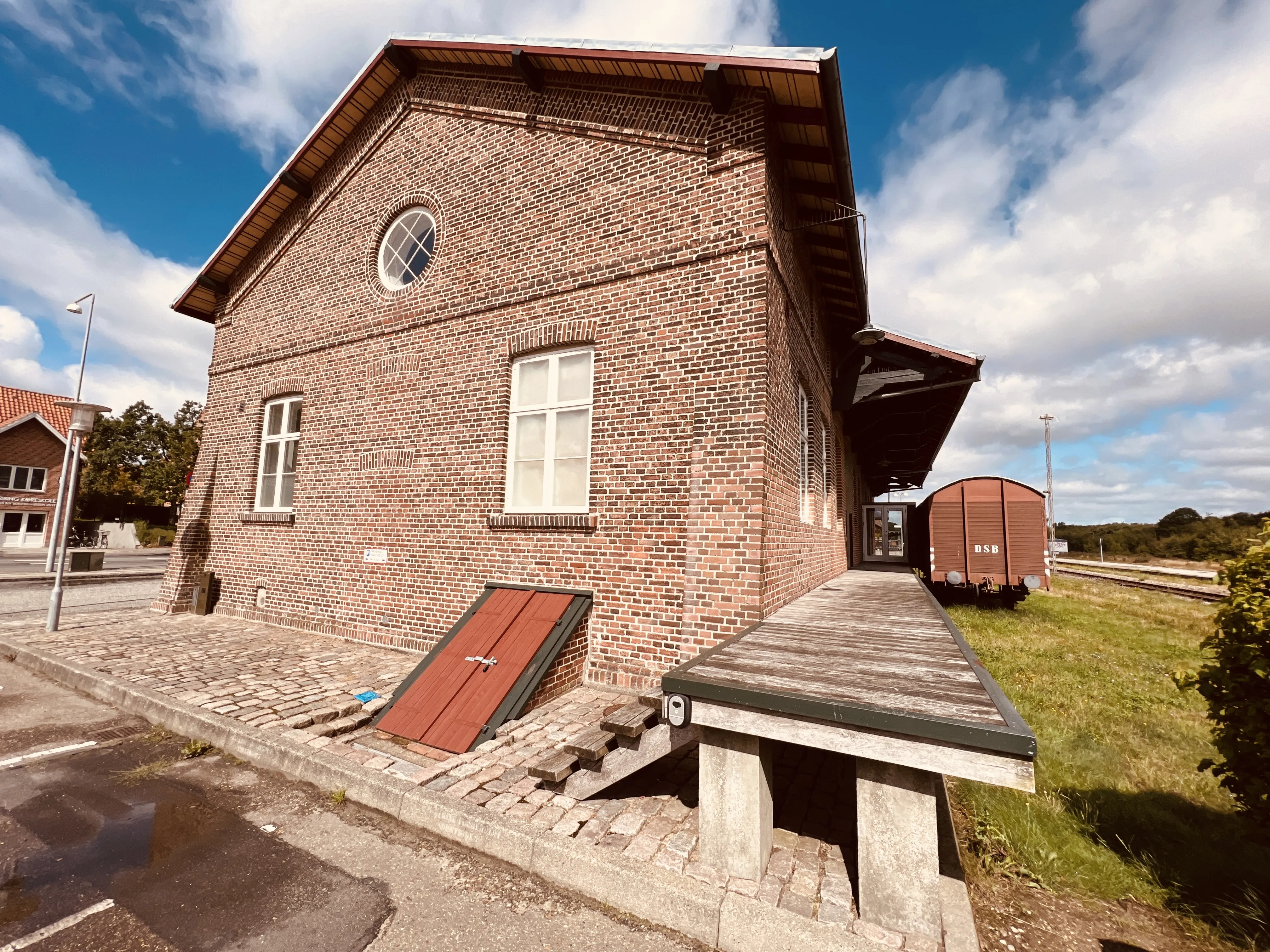 Billede af Ringkøbing Stations varehus.