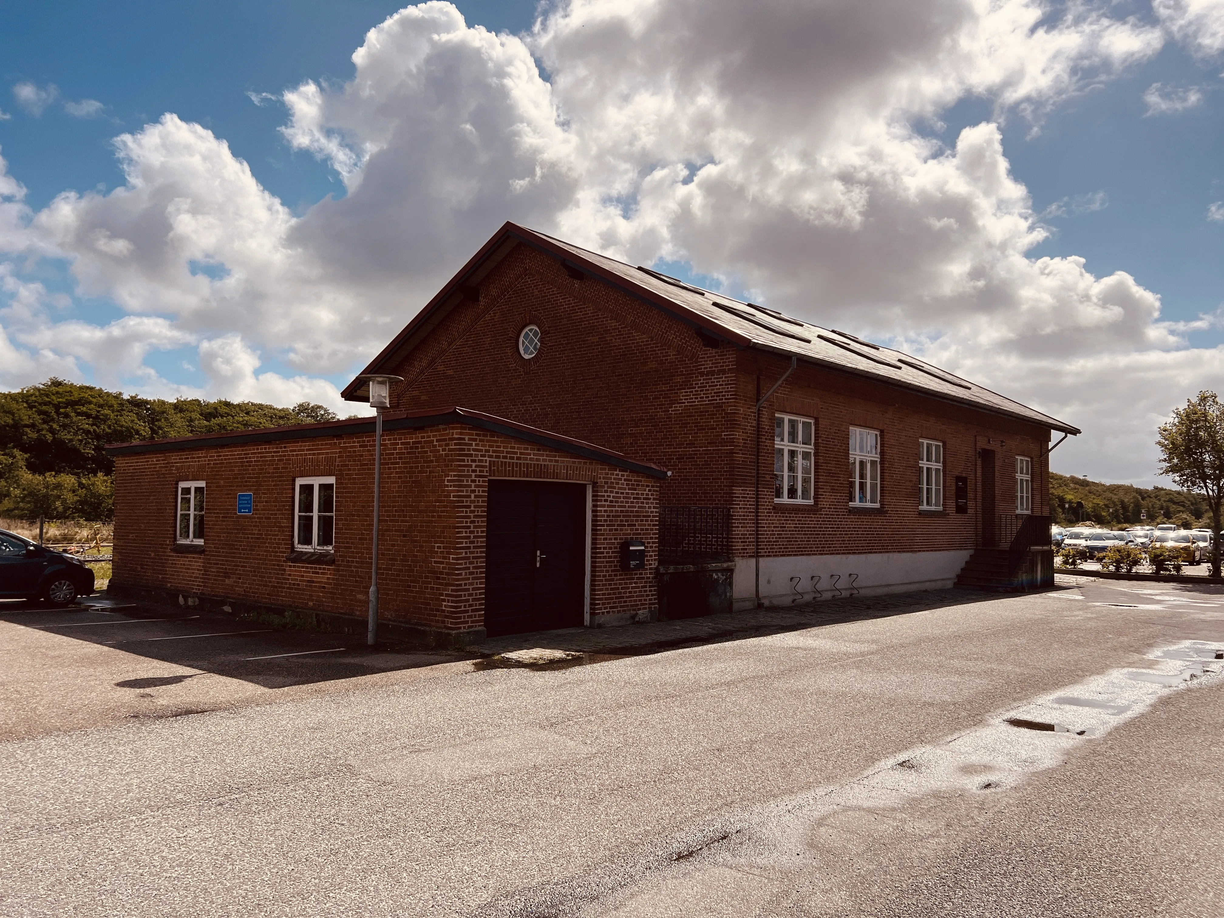 Billede af Ringkøbing Stations varehus.