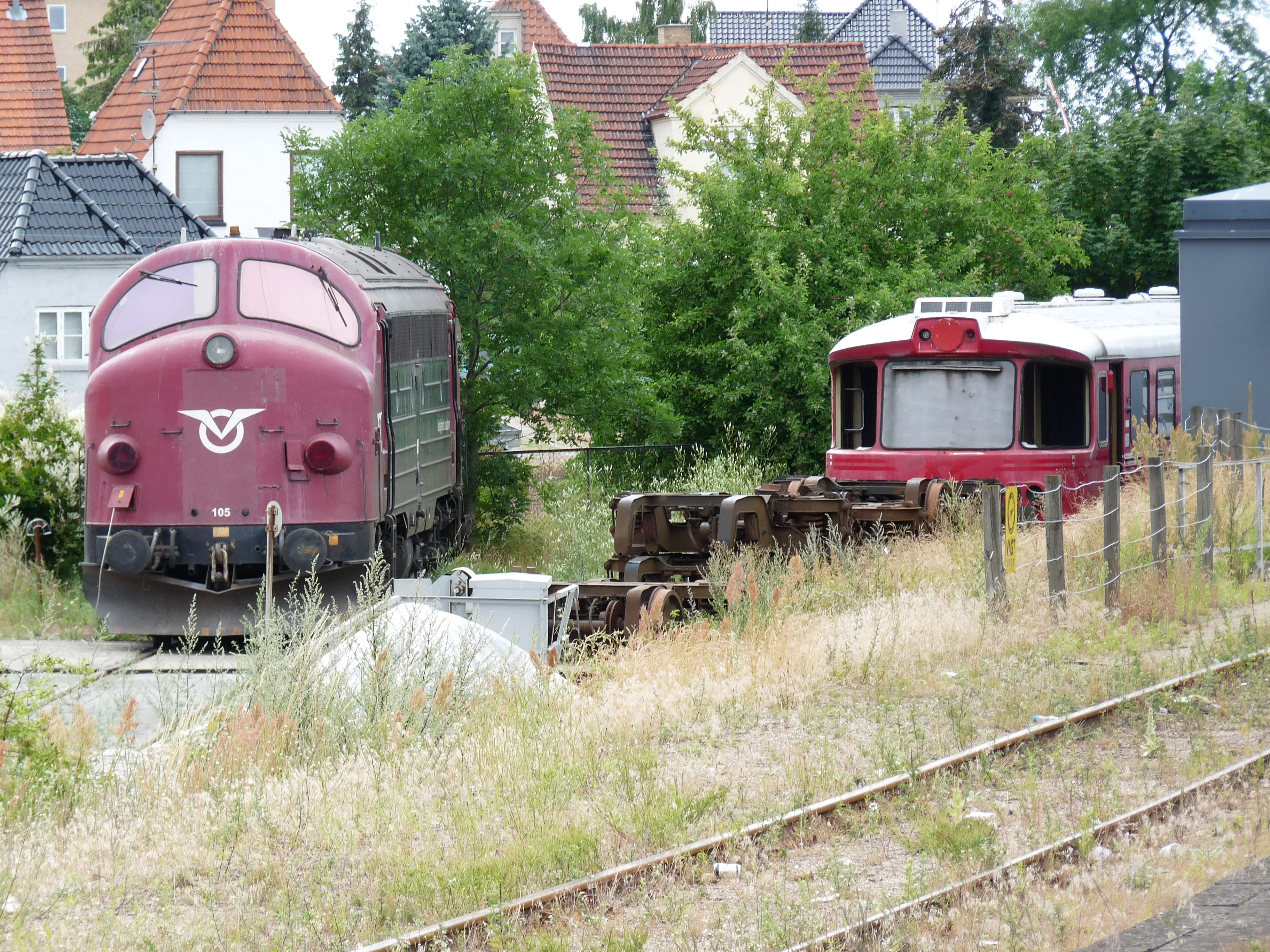 Billede af RTOG MY 105, tidligere DSB MY 1145 - fotograferet ud for Holbæk Station.