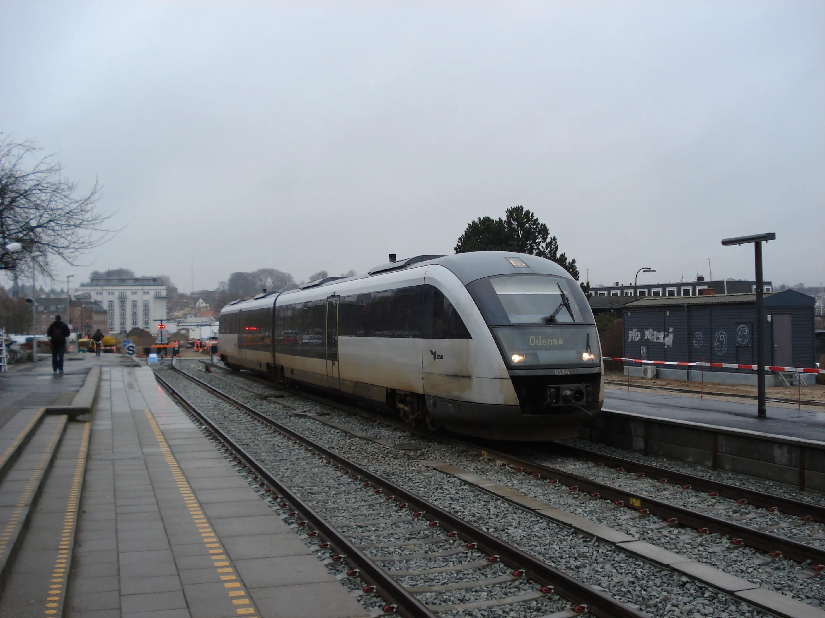 Billede af DSB MQ 4114-4914 fotograferet ud for Svendborg Station.