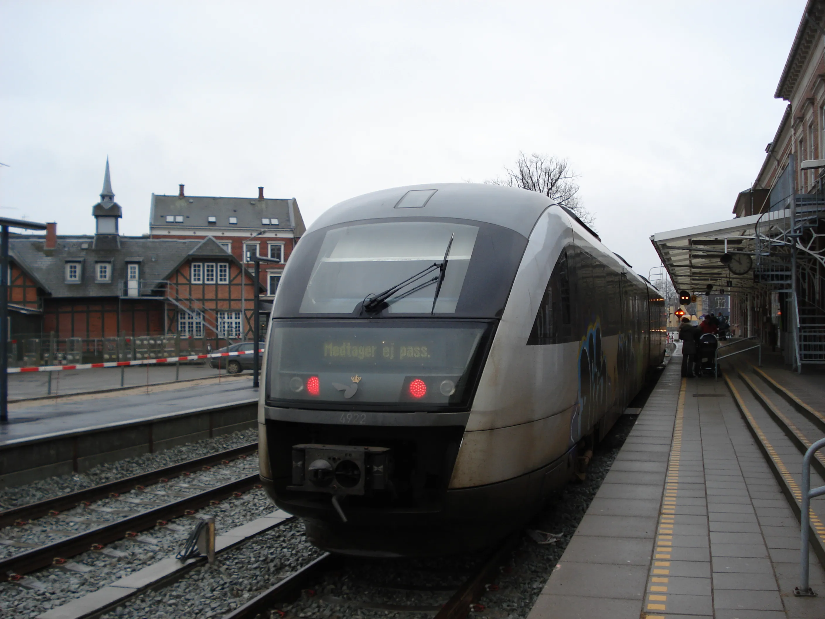 Billede af DSB MQ 4122-4922 fotograferet ud for Svendborg Station.