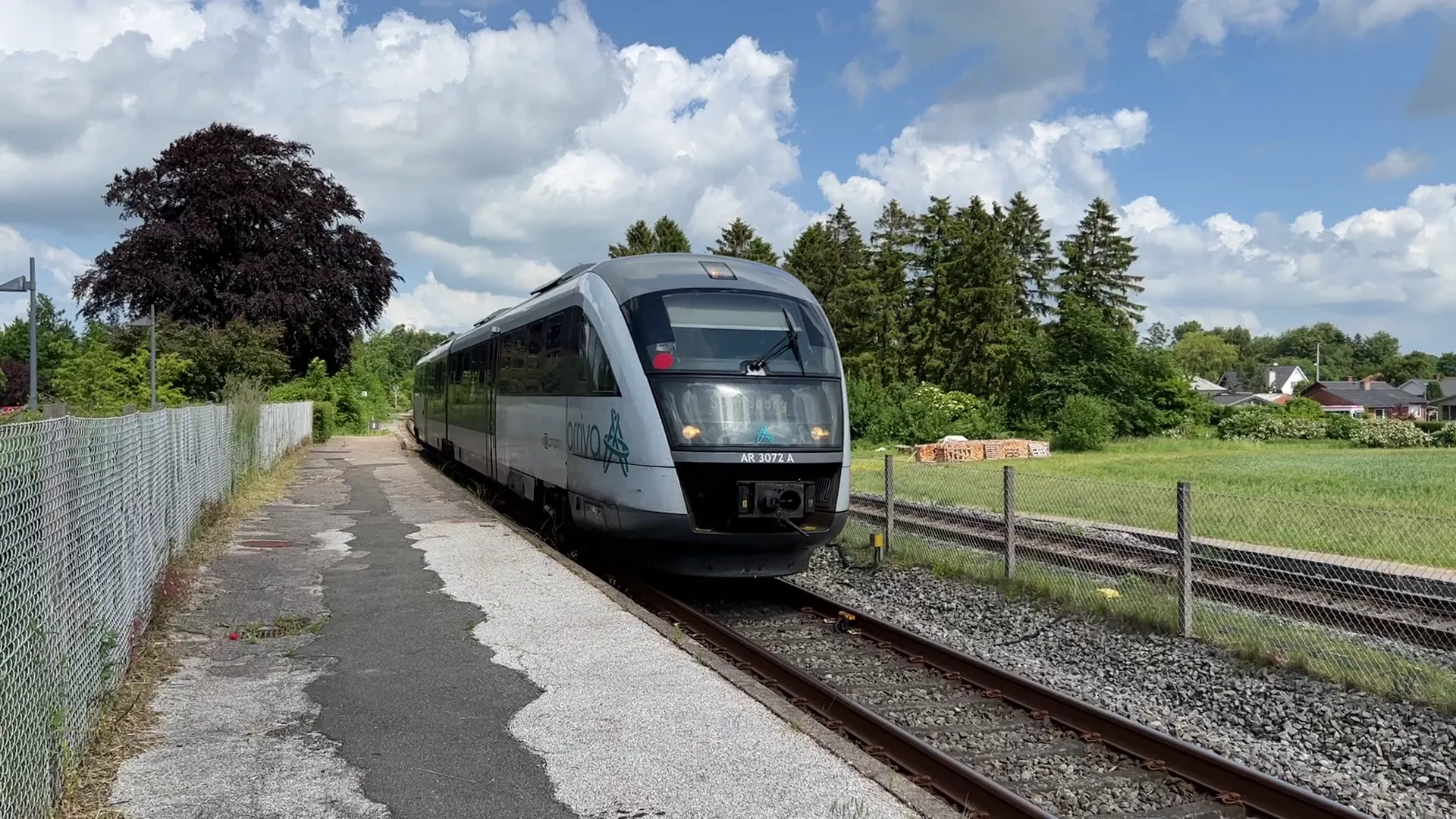 Billede af ARRIVA AR 3072, tidligere DSB MQ 4122-4922 fotograferet ud for Stenstrup Trinbræt.