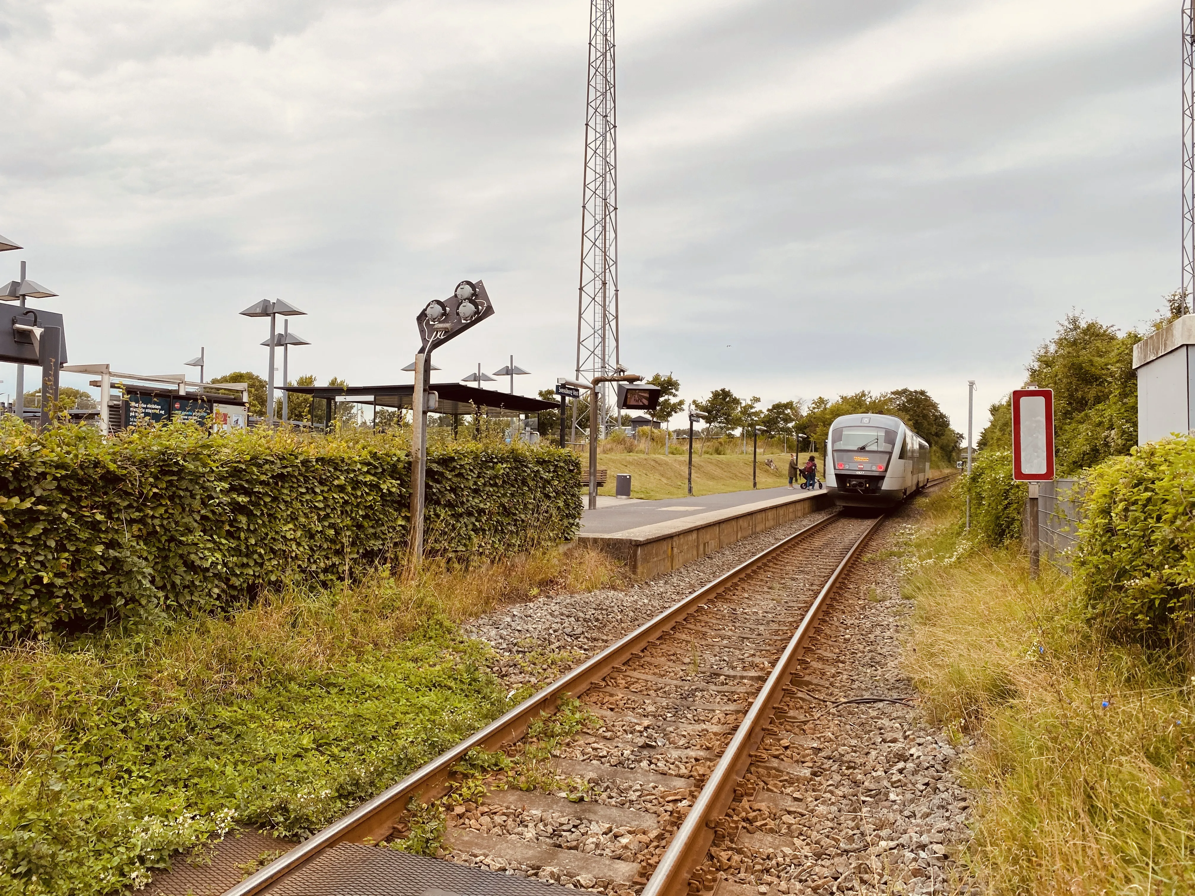 Billede af DSB MQ 4127-4927 fotograferet ud for Svendborg Vest Trinbræt.