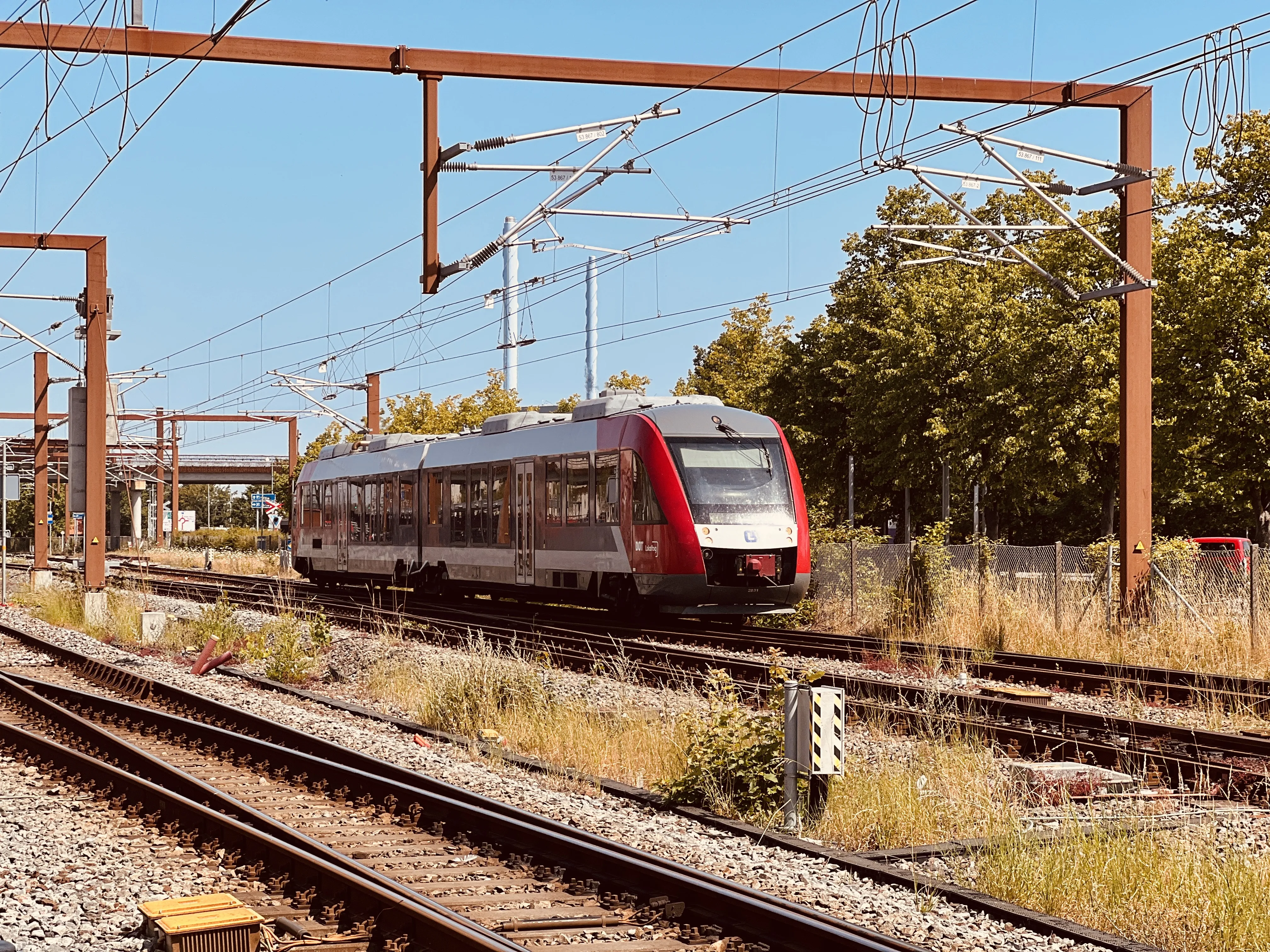 Billede af LT 2031-2131, tidligere VL 2031-2131 fotograferet ud for Køge Station.