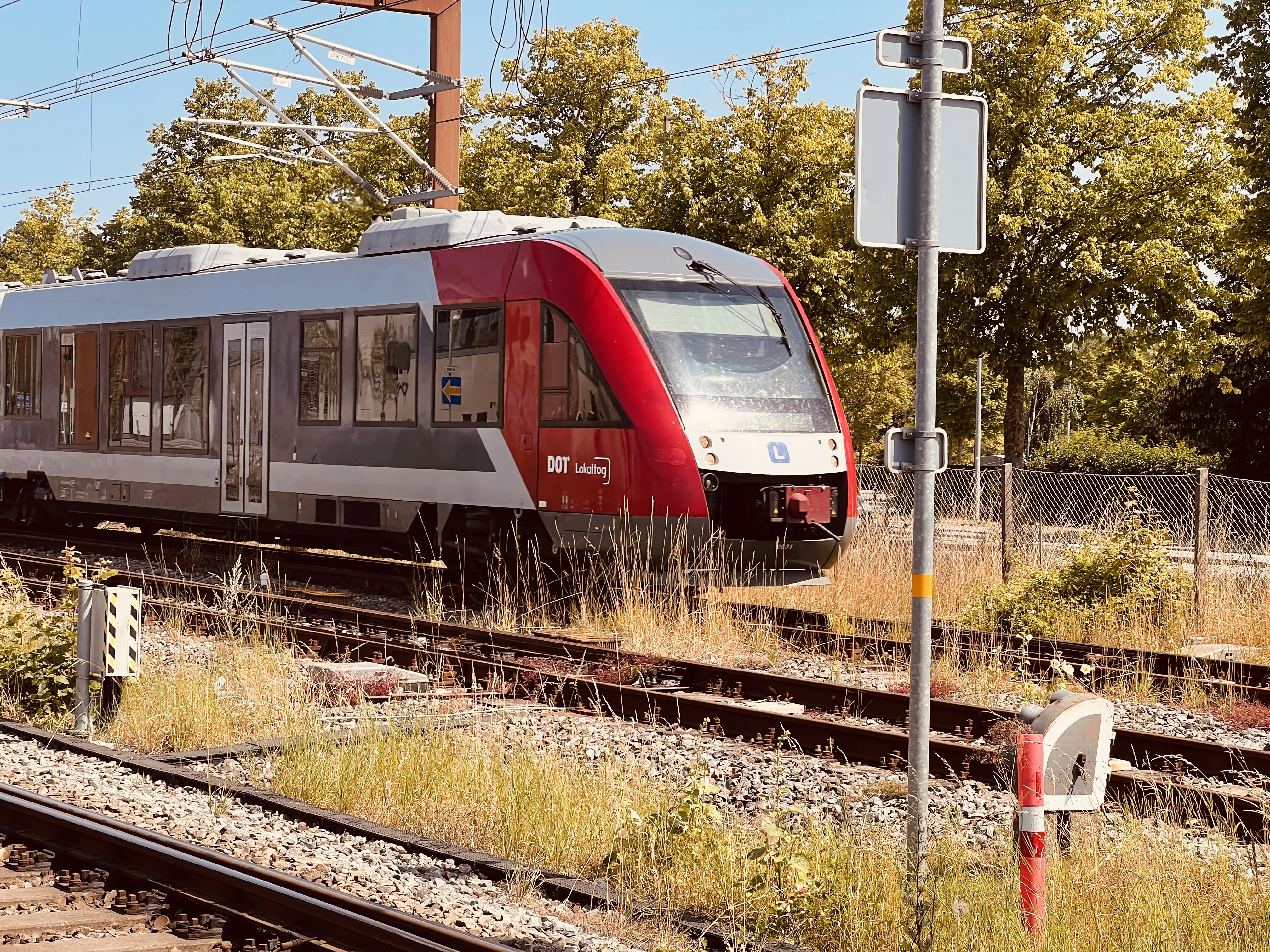 Billede af LT 2031-2131, tidligere VL 2031-2131 fotograferet ud for Køge Station.