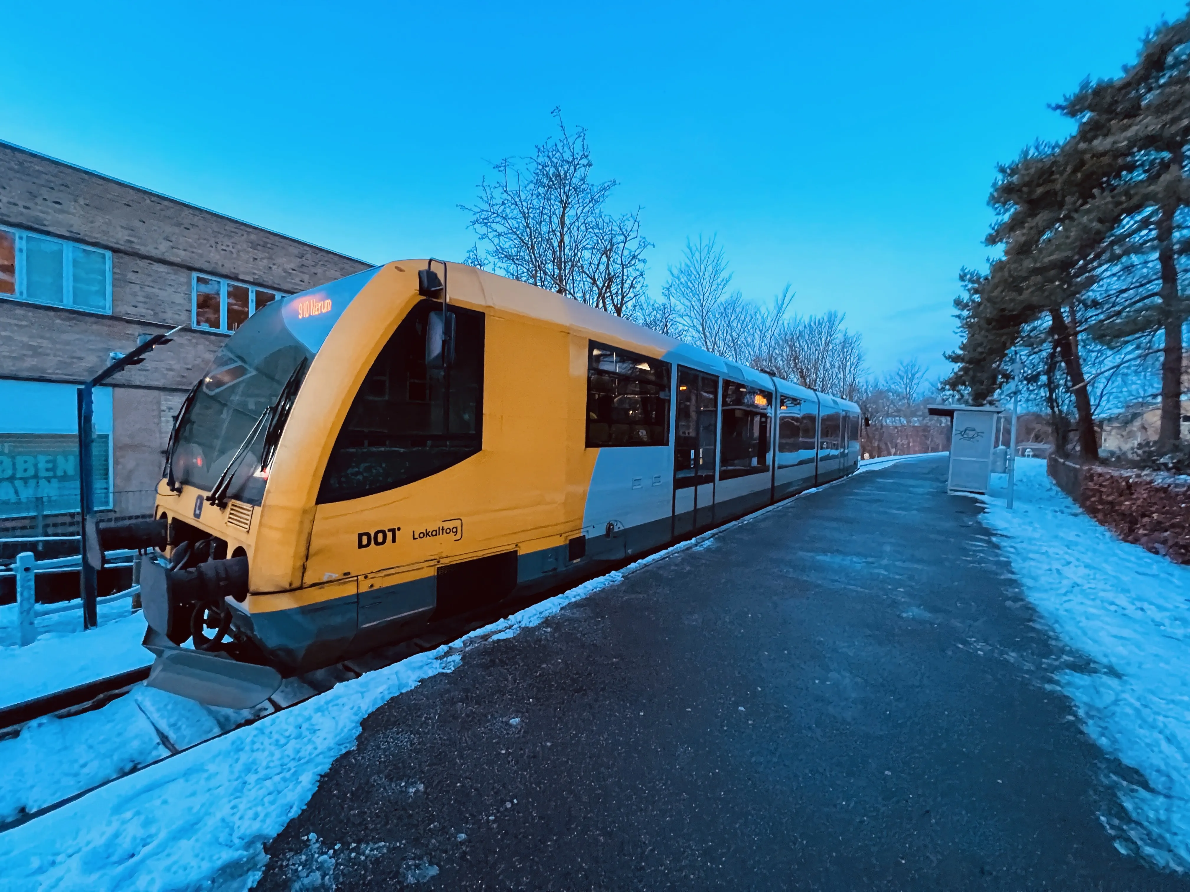 Billede af LT Lm 23, tidligere LNJ Lm 23 fotograferet ud for Lyngby Lokal Station.