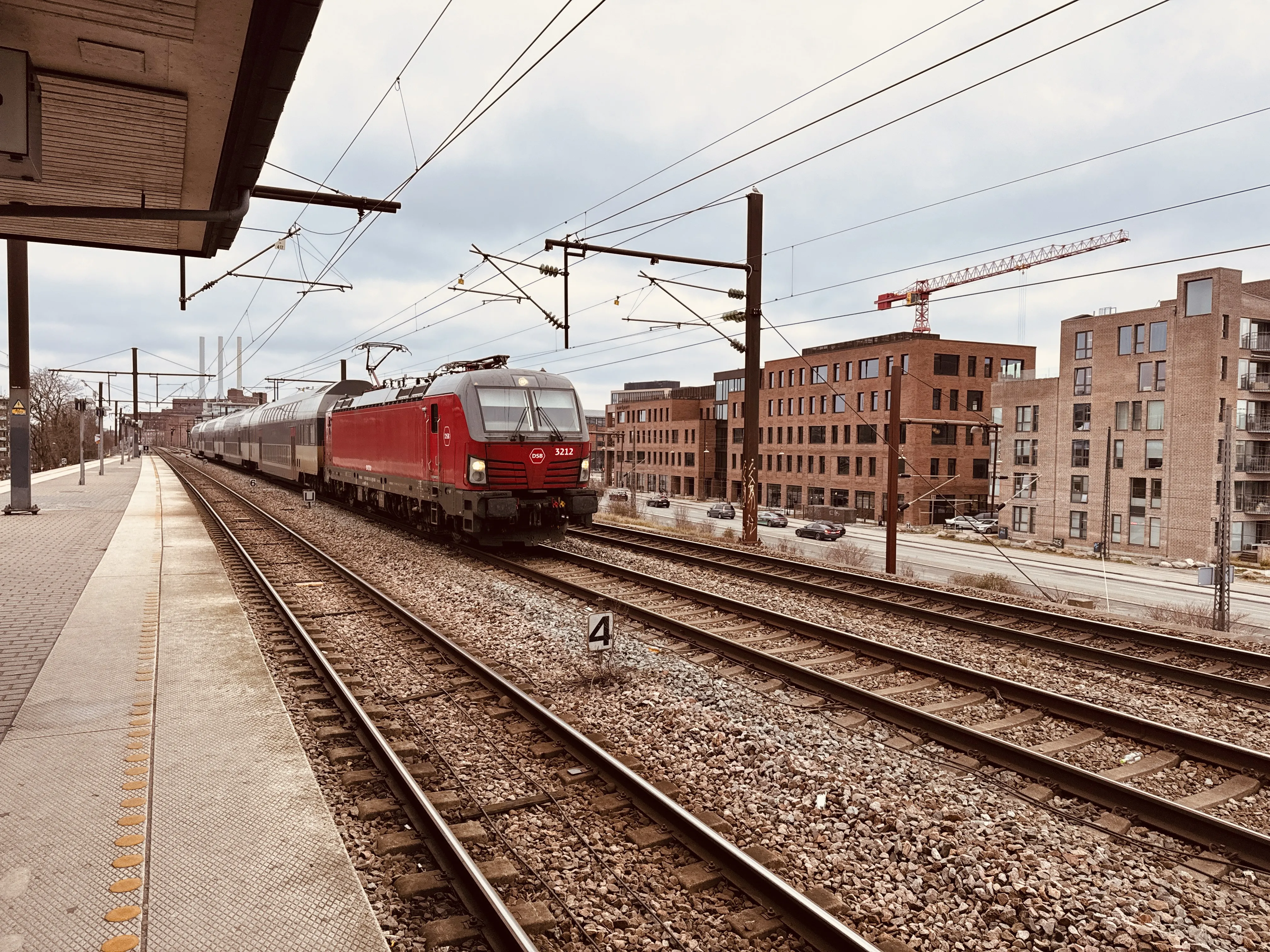 Billede af DSB EB 3212 fotograferet ud for Nordhavn S-togstrinbræt.