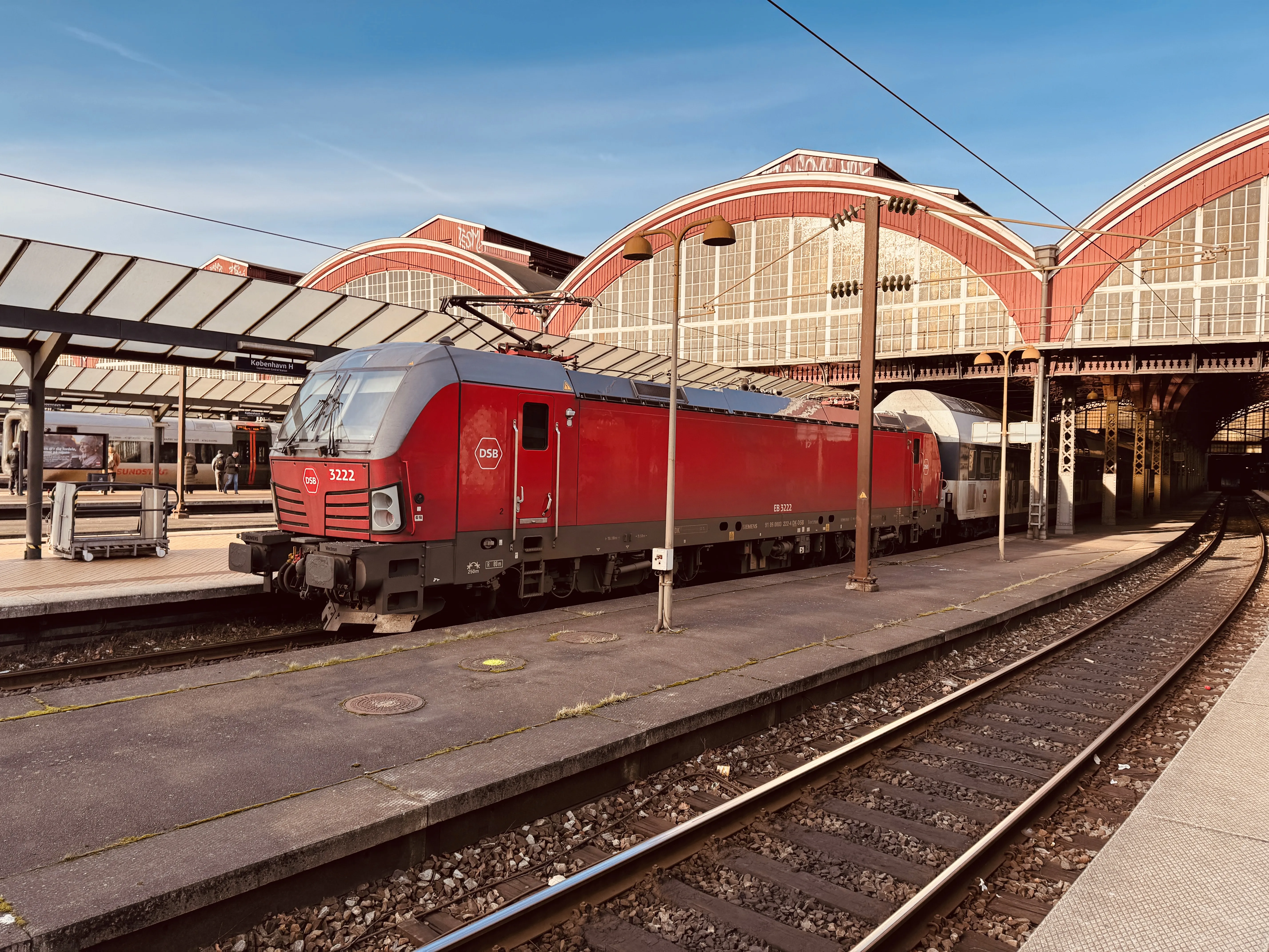 Billede af DSB EB 3222 fotograferet ud for København Hovedbanegård.