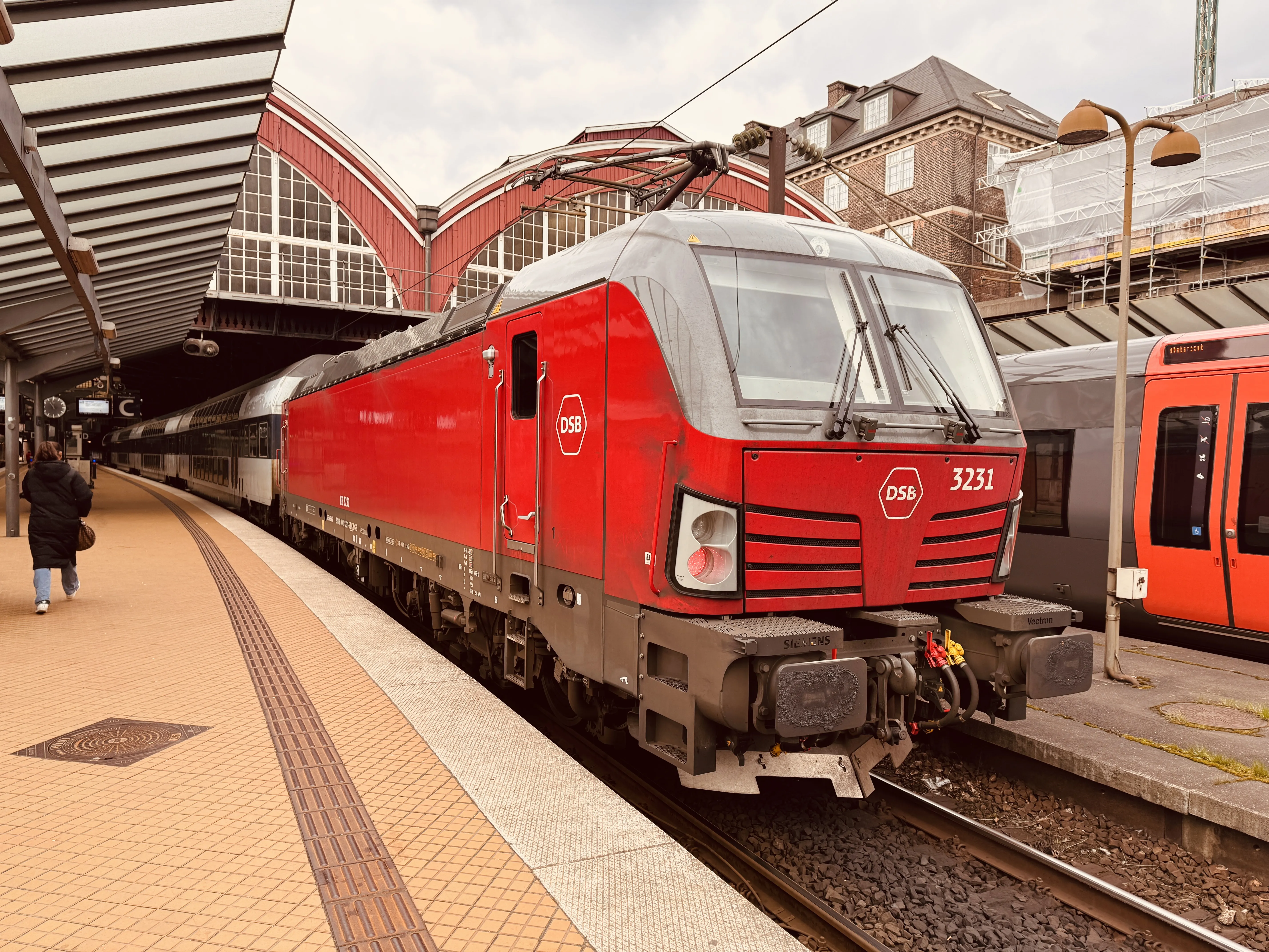 Billede af DSB EB 3231 fotograferet ud for København Hovedbanegård.