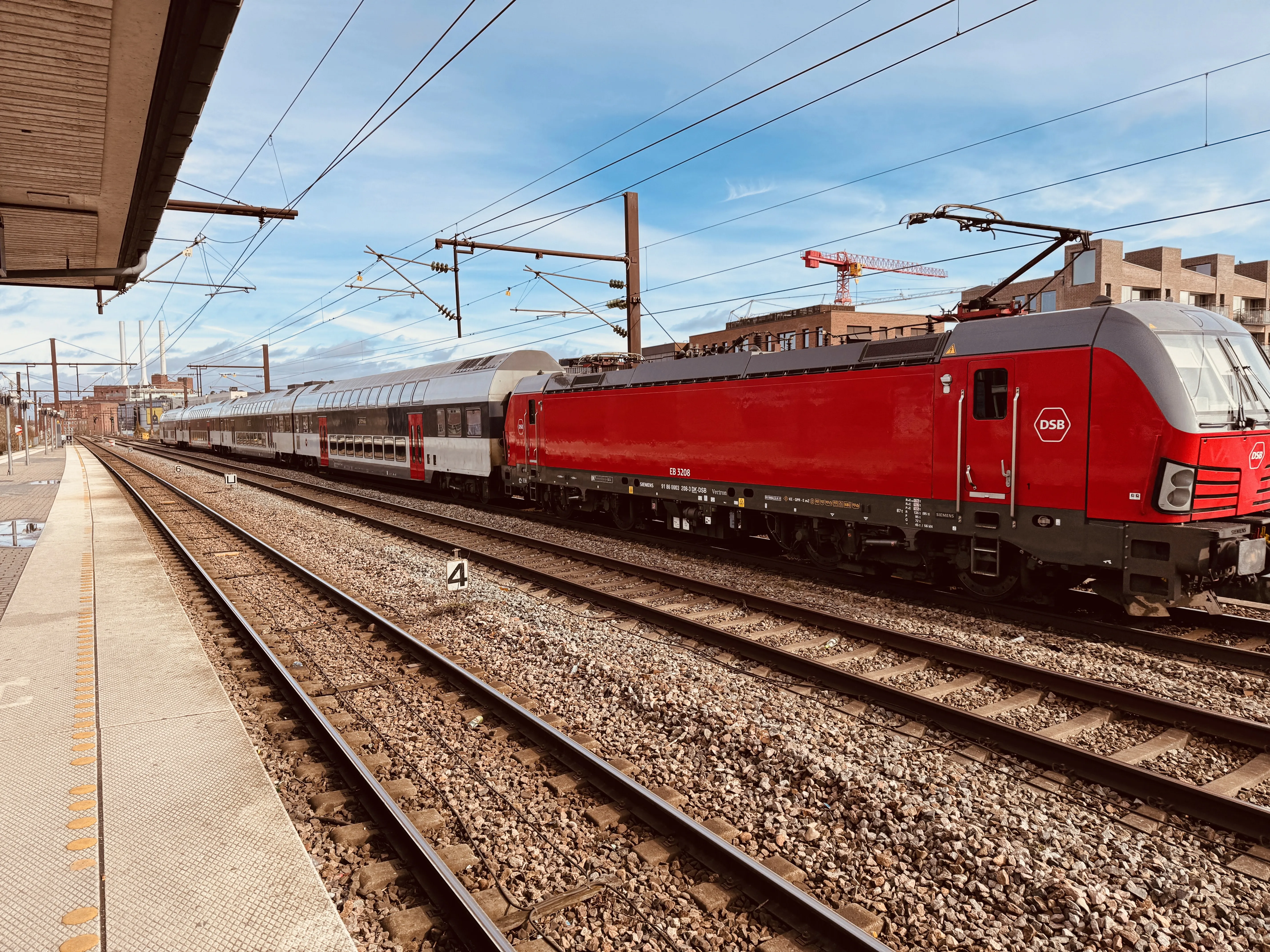 Billede af DSB EB 3208 fotograferet ud for København Hovedbanegård.