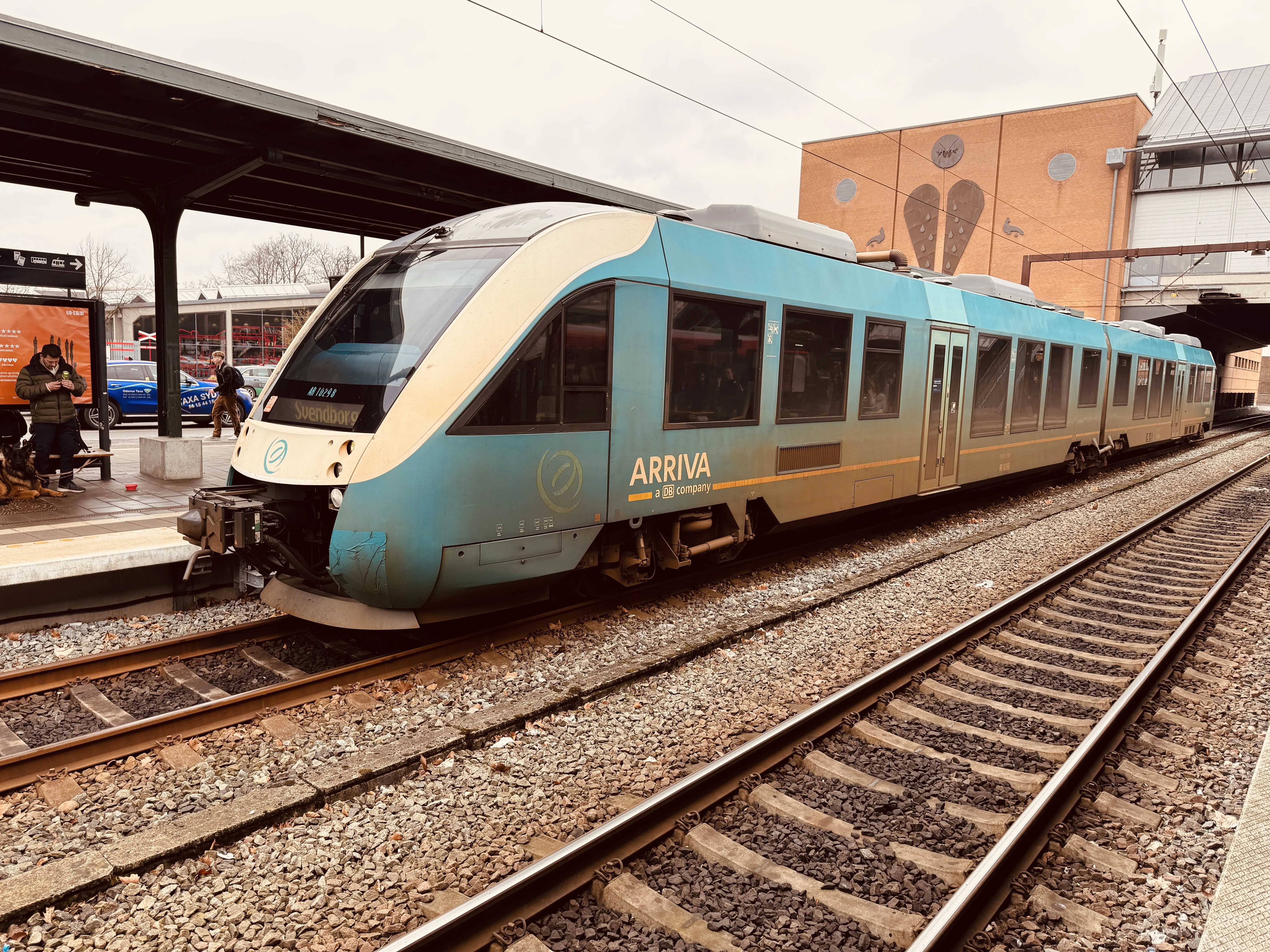 Billede af ARRIVA AR 1029 fotograferet ud for Odense Banegård Center.