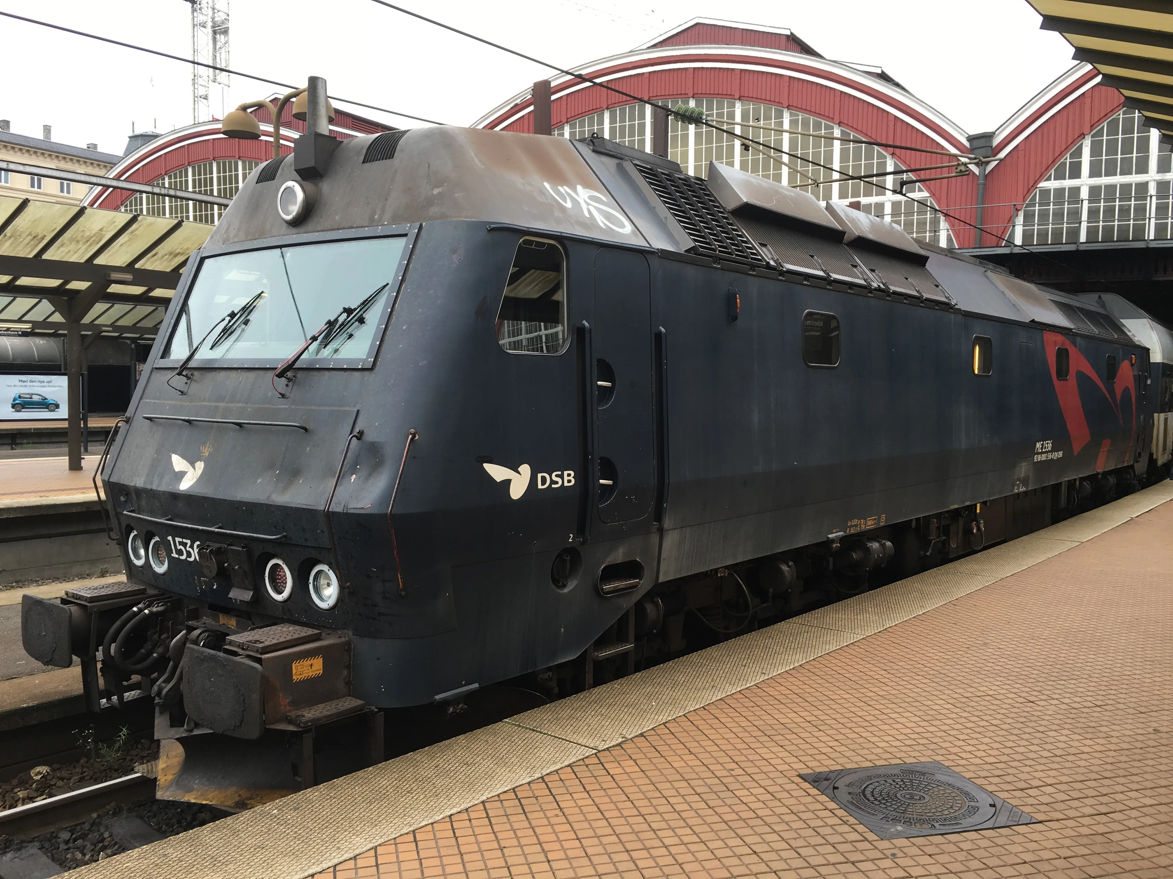 Billede af DSB ME 1536 fotograferet ud for København Hovedbanegård.