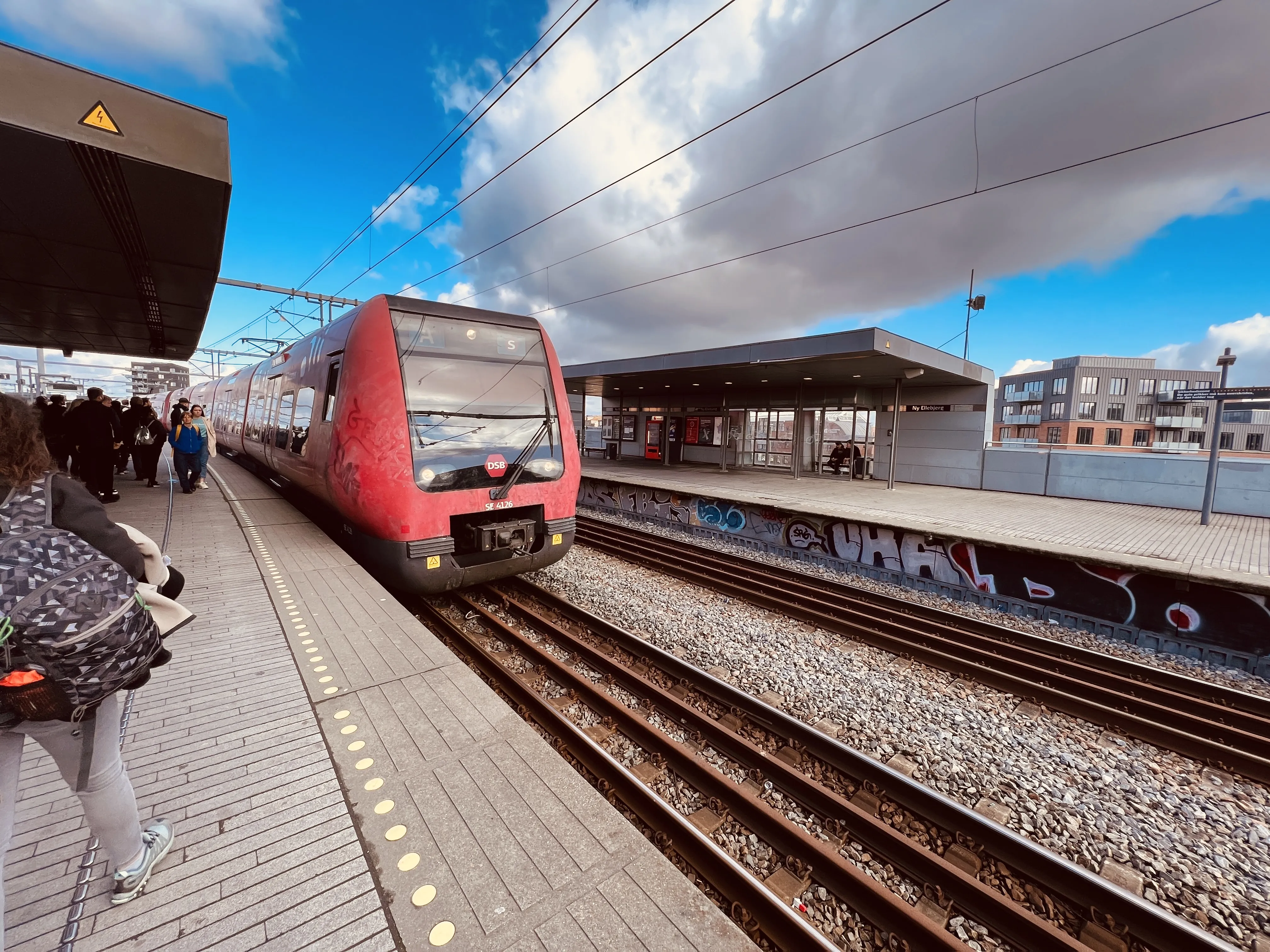 Billede af DSB SE 4126 fotograferet ud for Ny Ellebjerg Trinbræt.