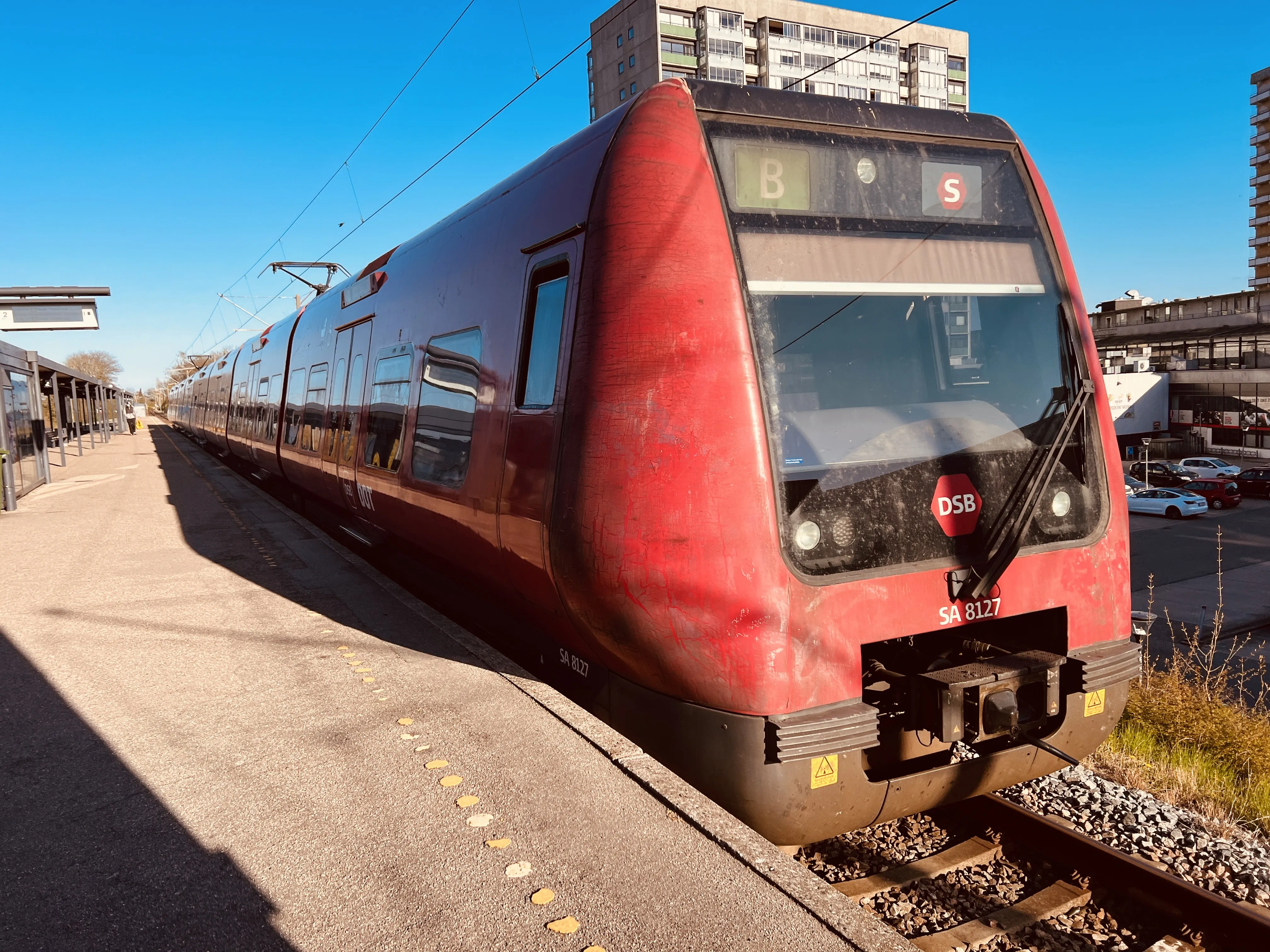 Billede af DSB SA 8127 fotograferet ud for Bagsværd S-togstrinbræt.