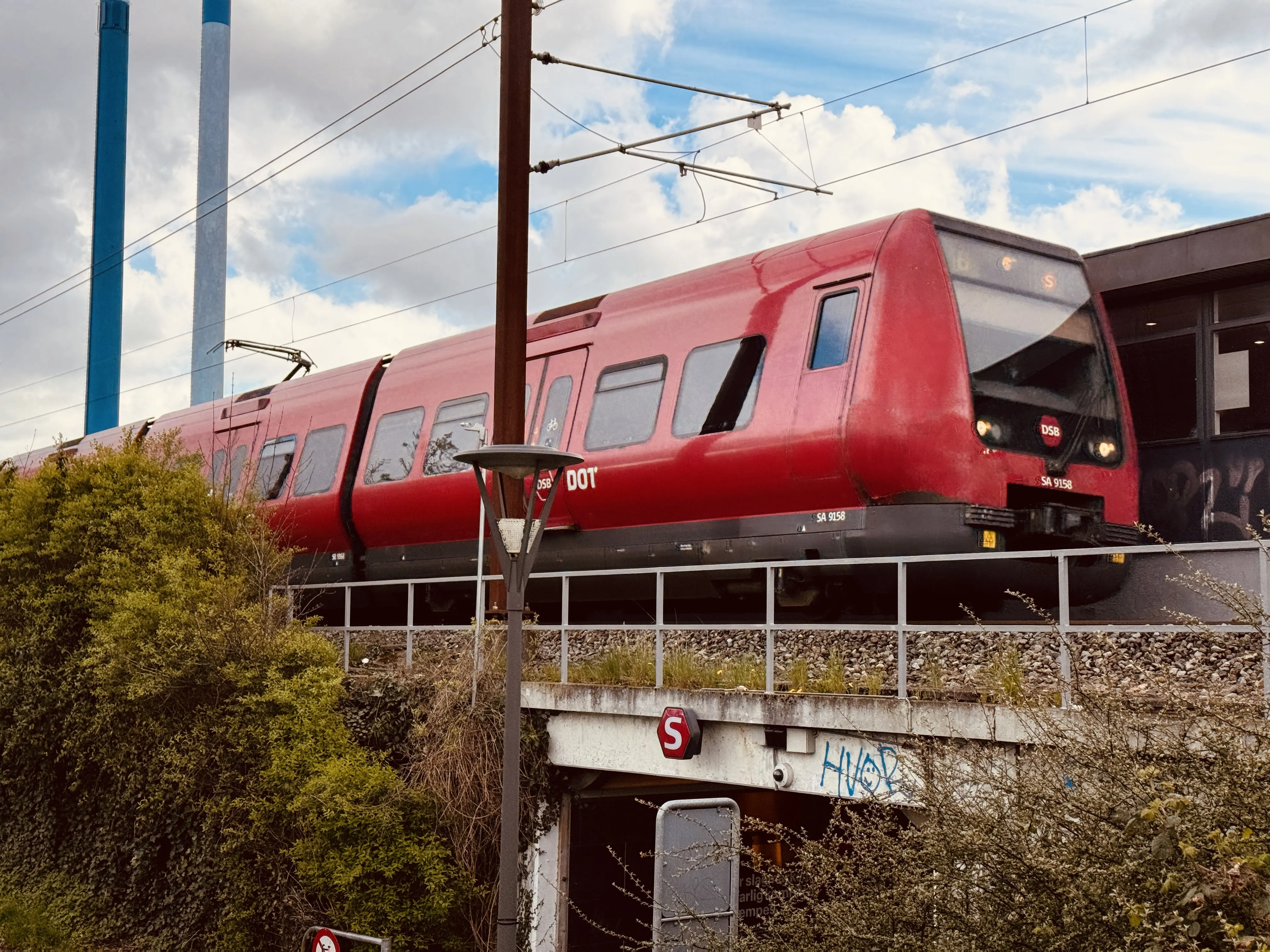 Billede af DSB SA 8158 fotograferet ud for Albertslund S-togstrinbræt.