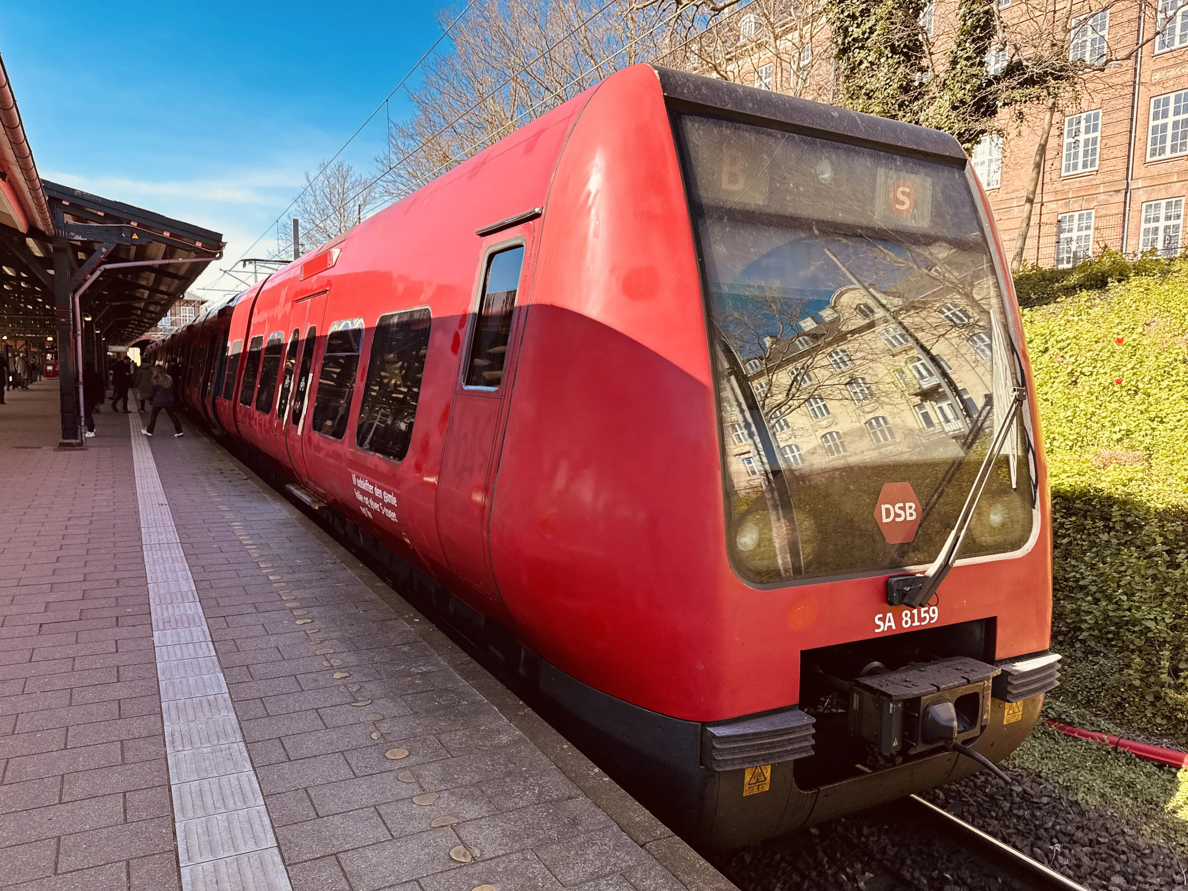 Billede af DSB SA 8159 fotograferet ud for Østerport Station.